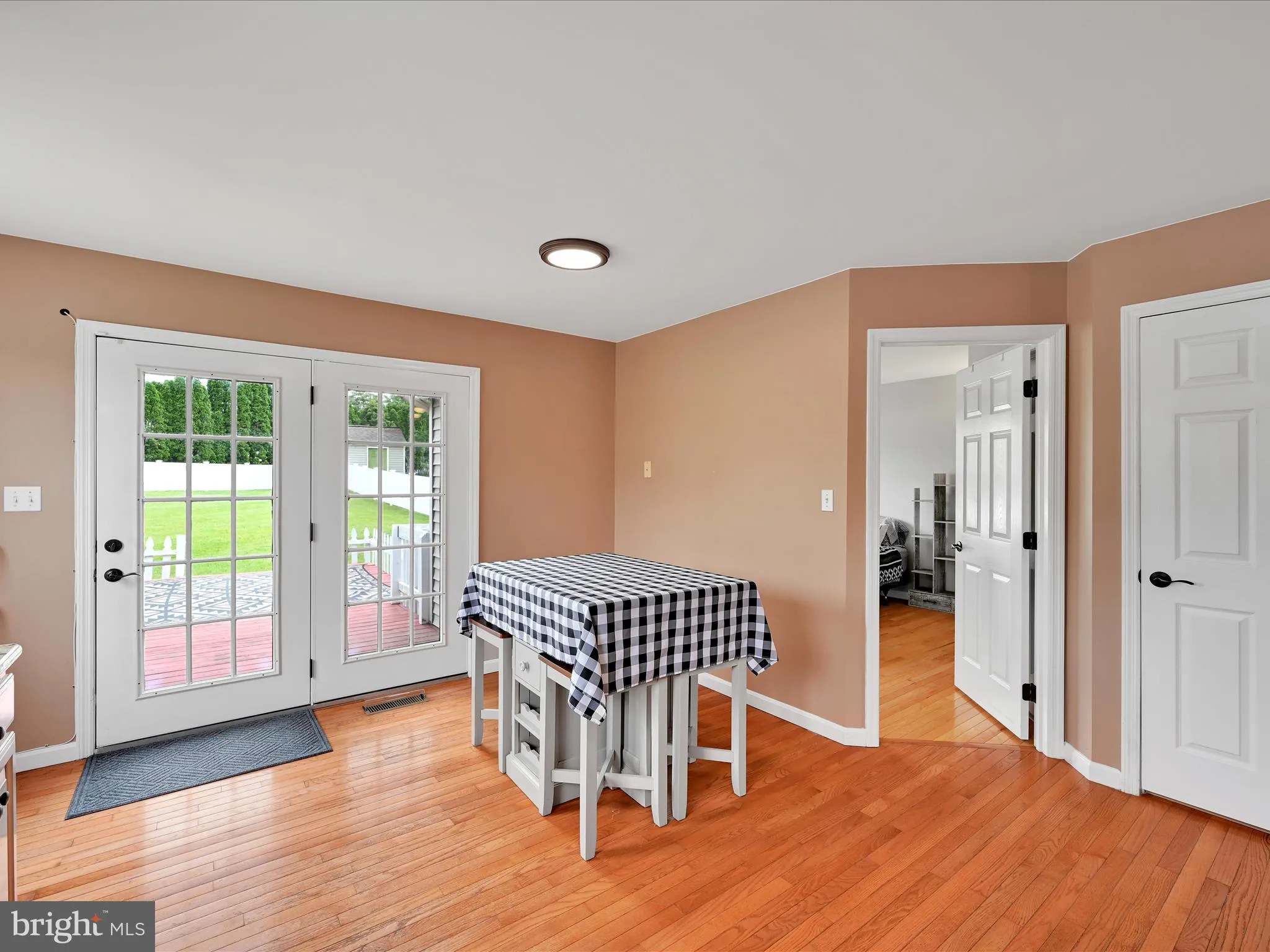 Elizabethtown, Pennsylvania 17022, United States, 3 Bedrooms Bedrooms, ,2 BathroomsBathrooms,Residential,Pending,139149