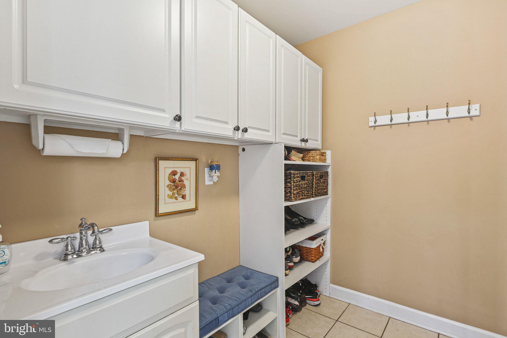 MERRYMAN HEIGHTS - Residential