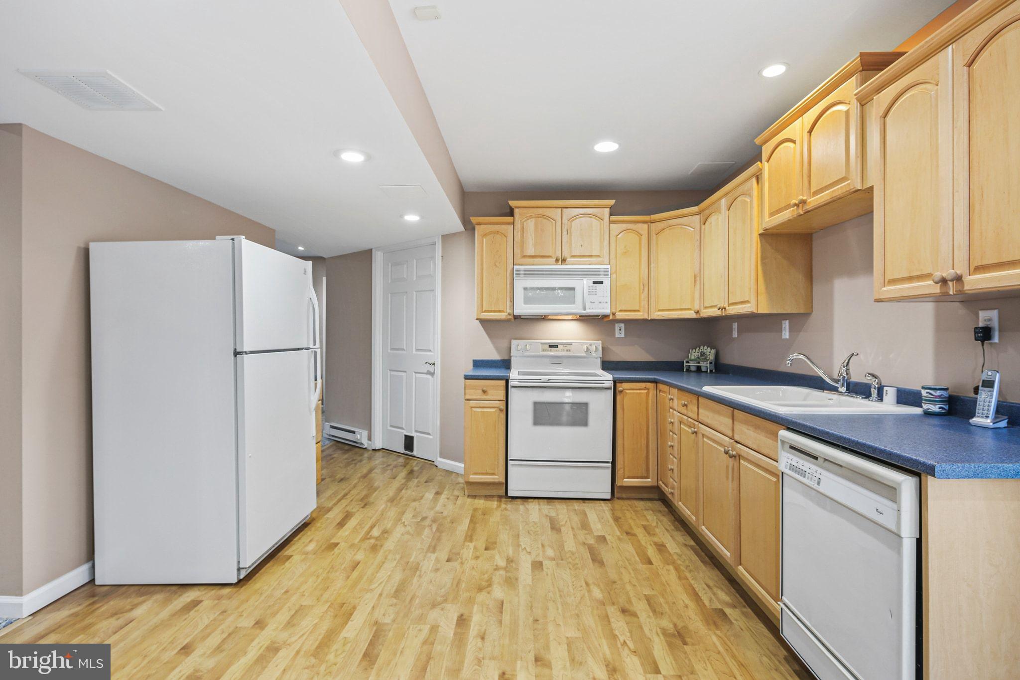 MERRYMAN HEIGHTS - Residential