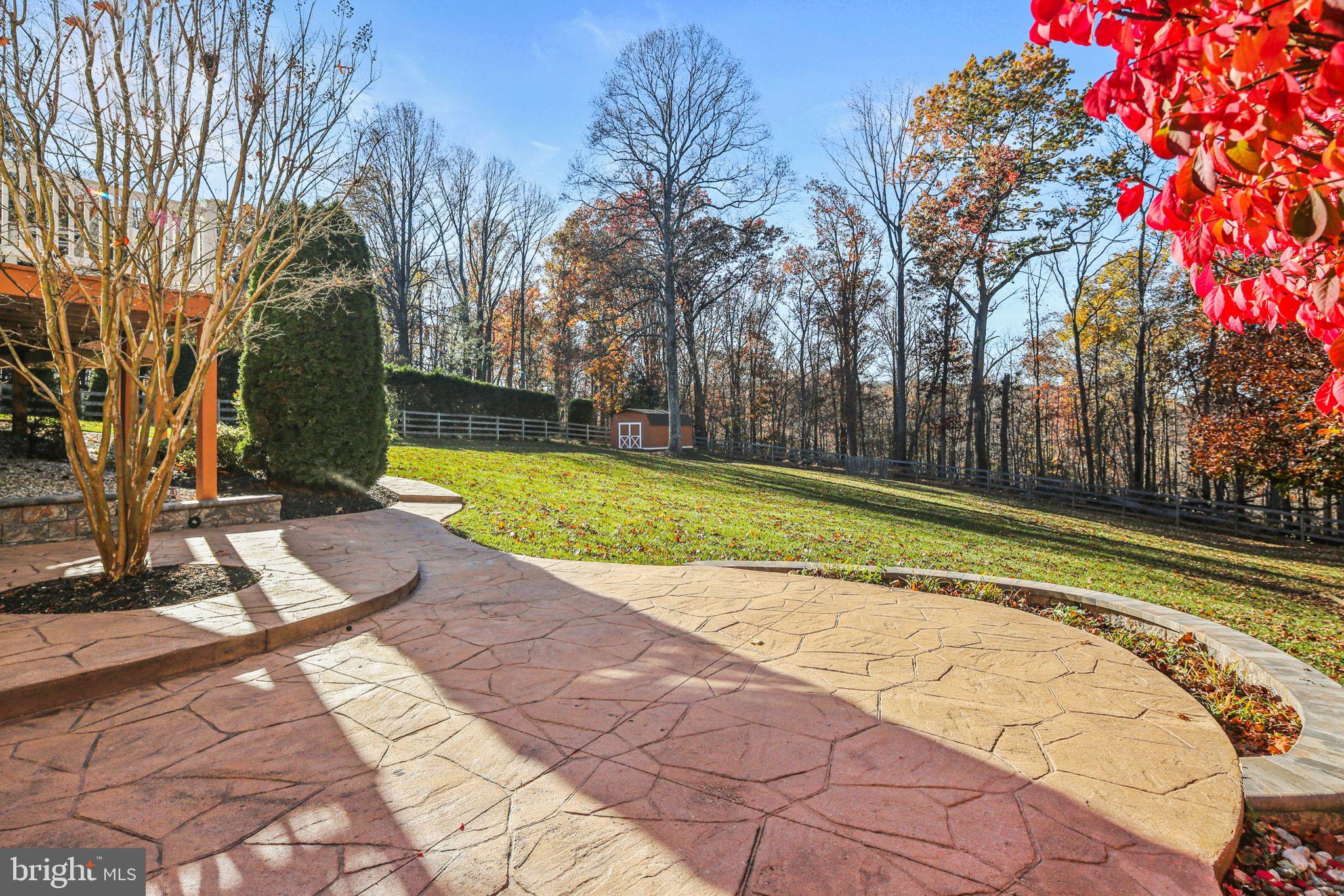 MERRYMAN HEIGHTS - Residential