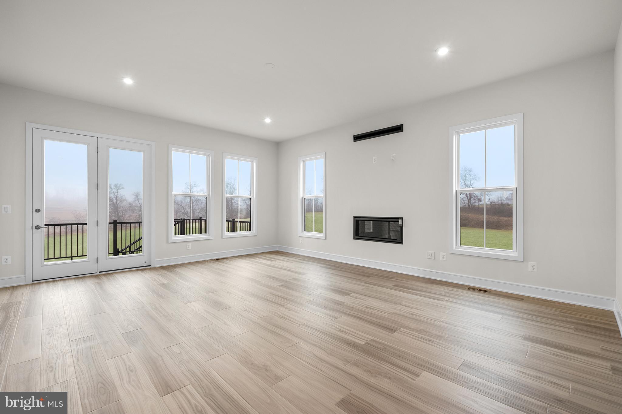 GLENMORE FARM - Residential