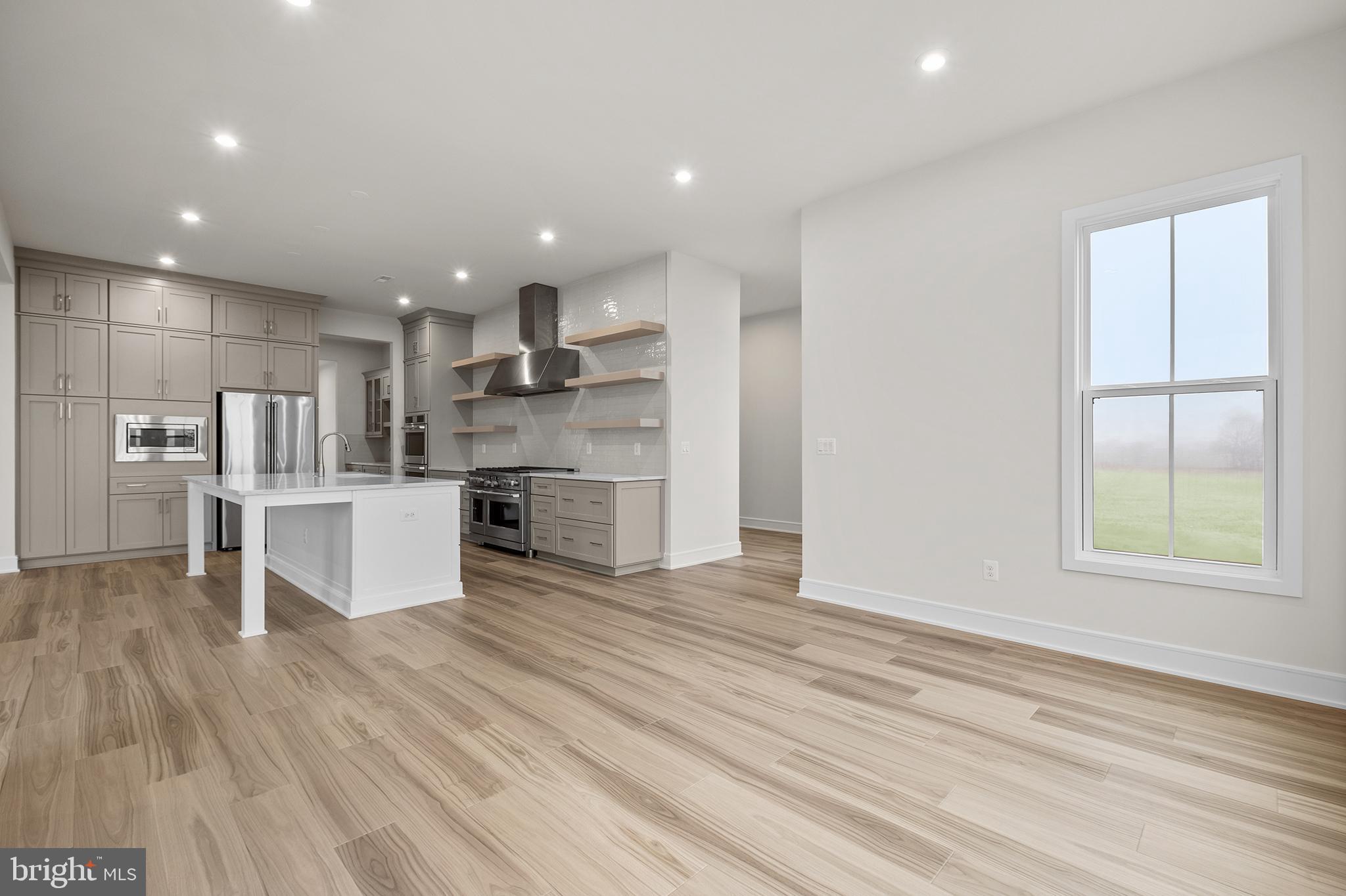 GLENMORE FARM - Residential