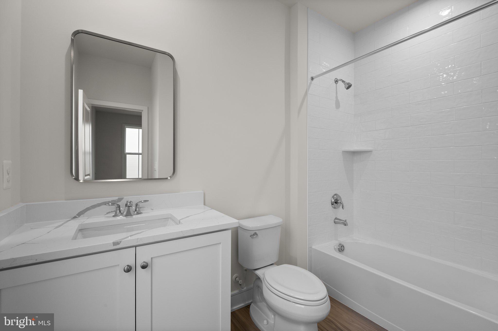 GLENMORE FARM - Residential