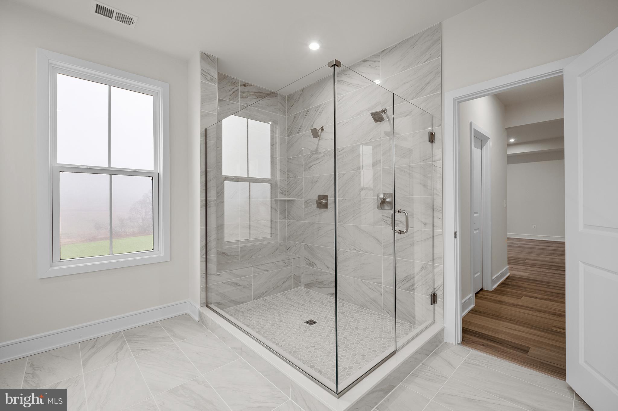 GLENMORE FARM - Residential