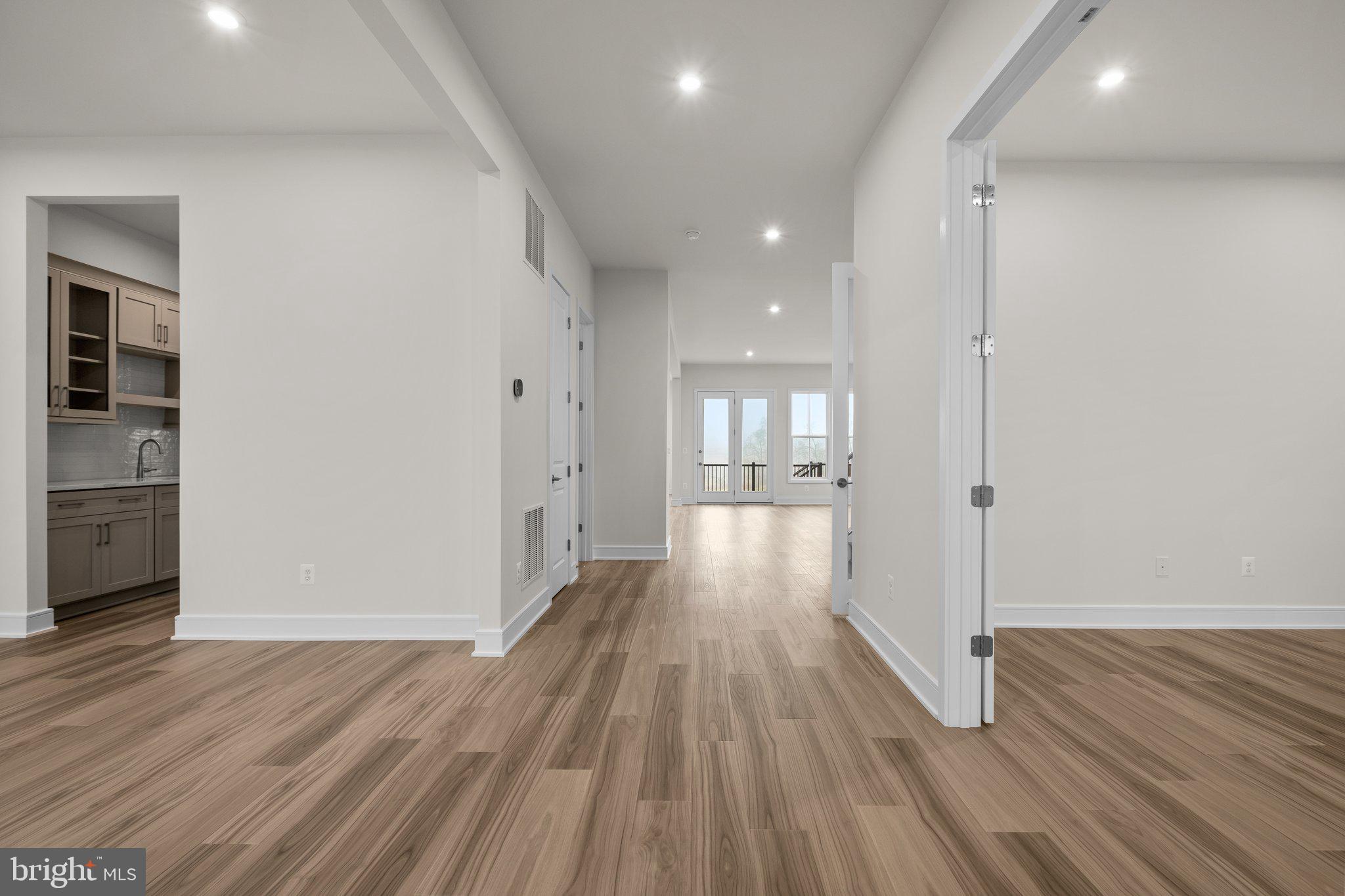 GLENMORE FARM - Residential