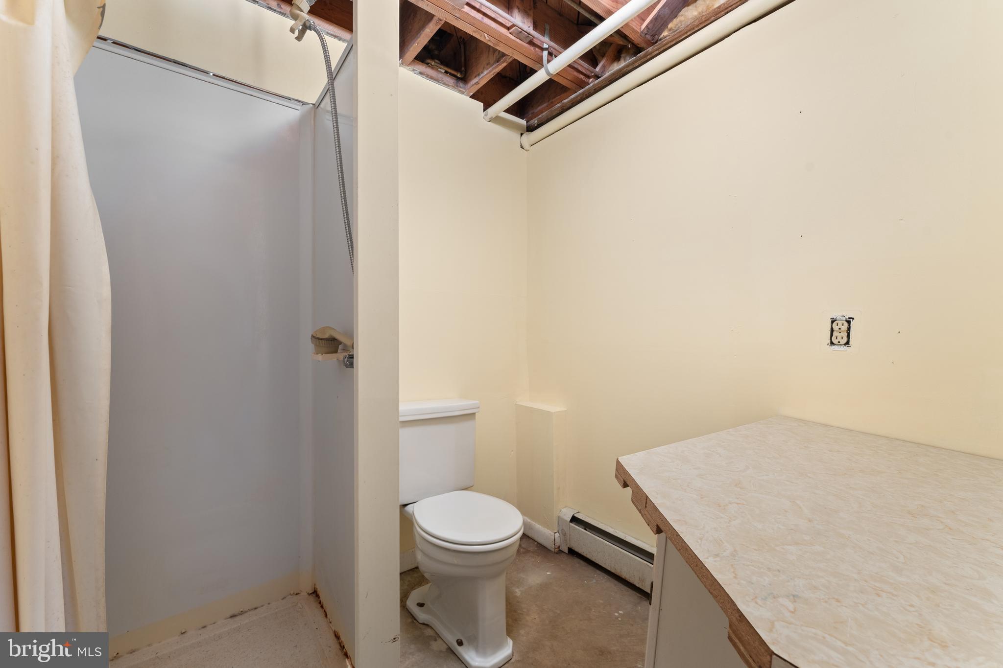 CRESTVIEW ESTATE - Residential