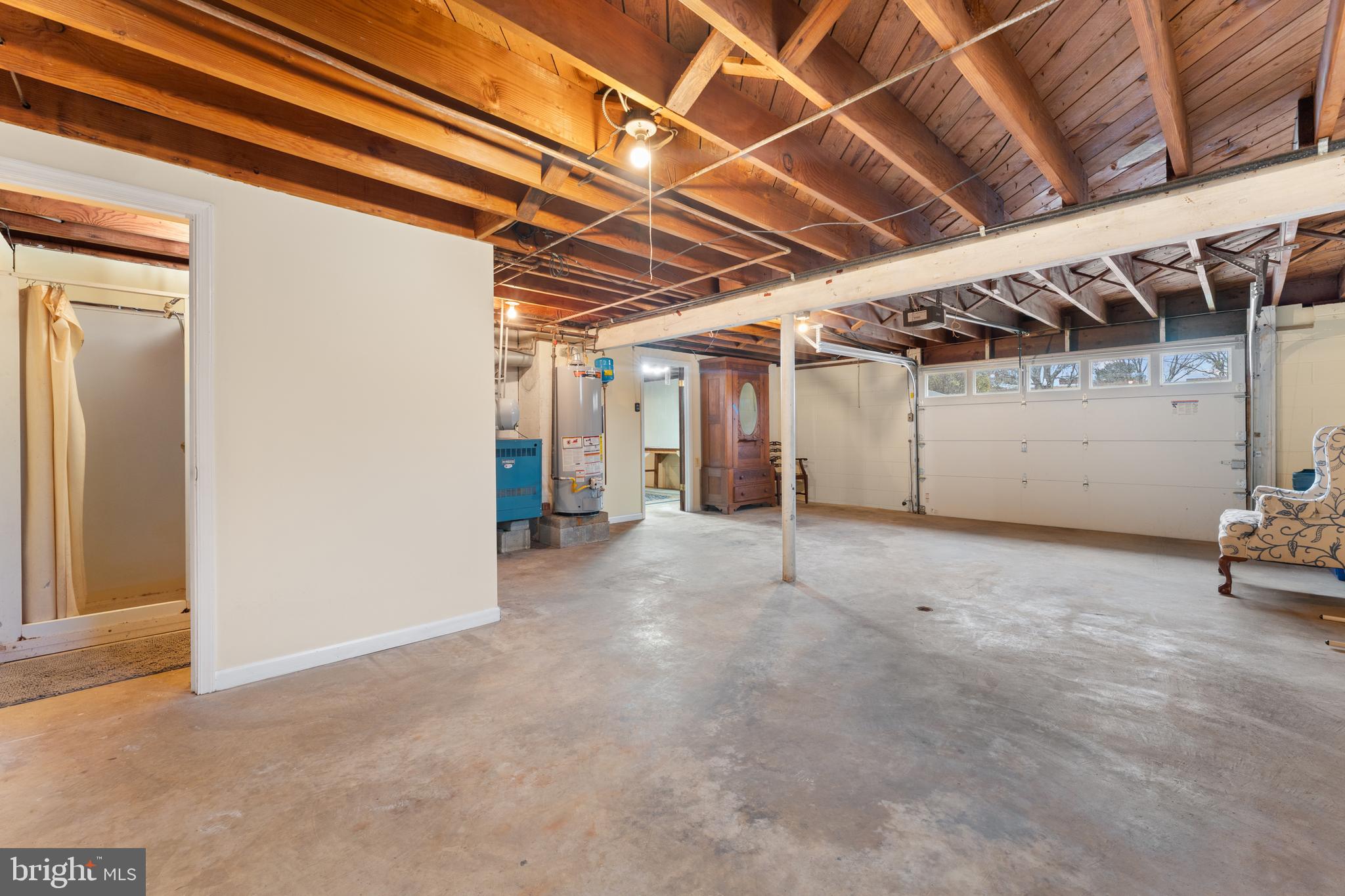 CRESTVIEW ESTATE - Residential