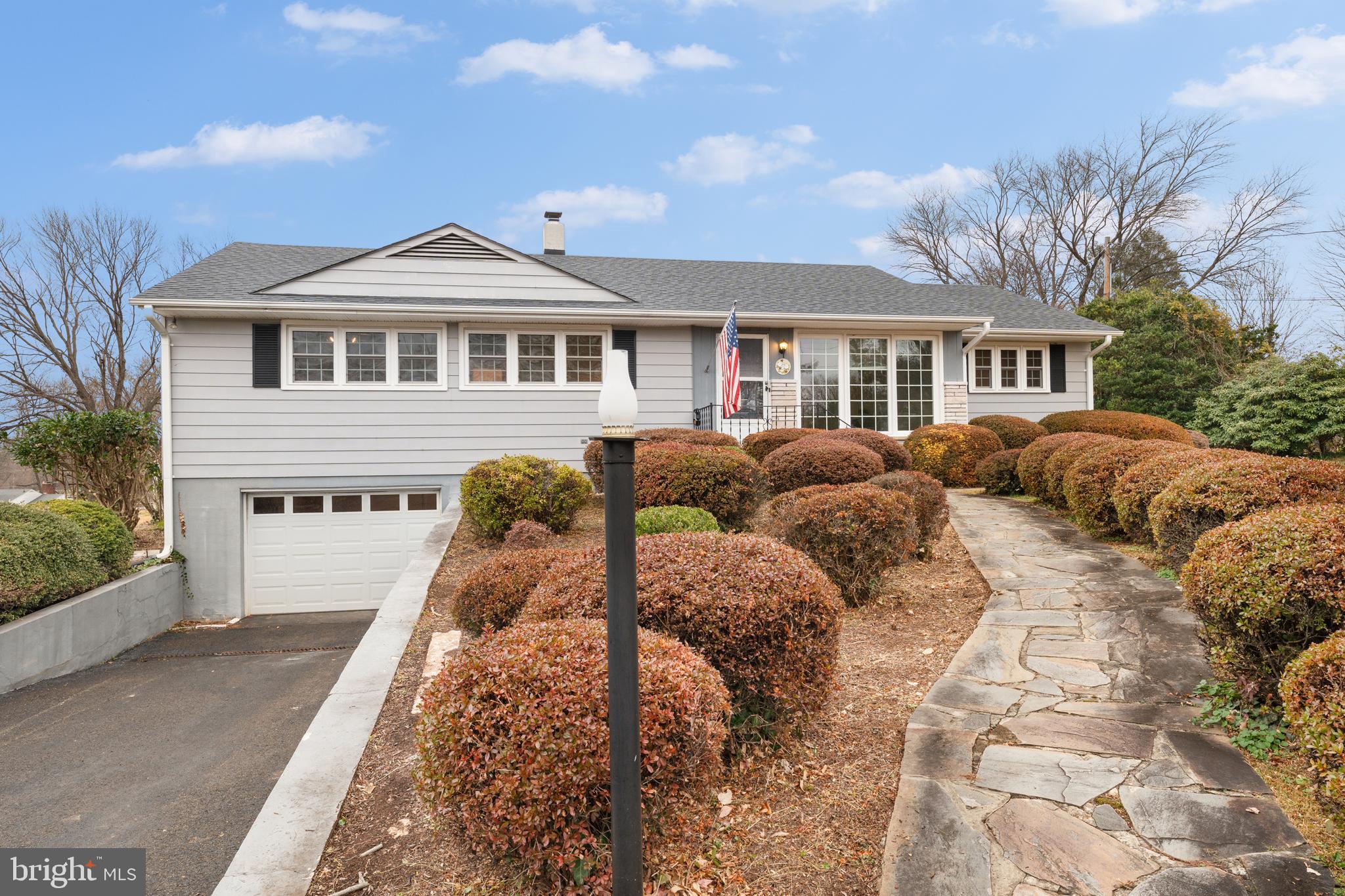 CRESTVIEW ESTATE - Residential