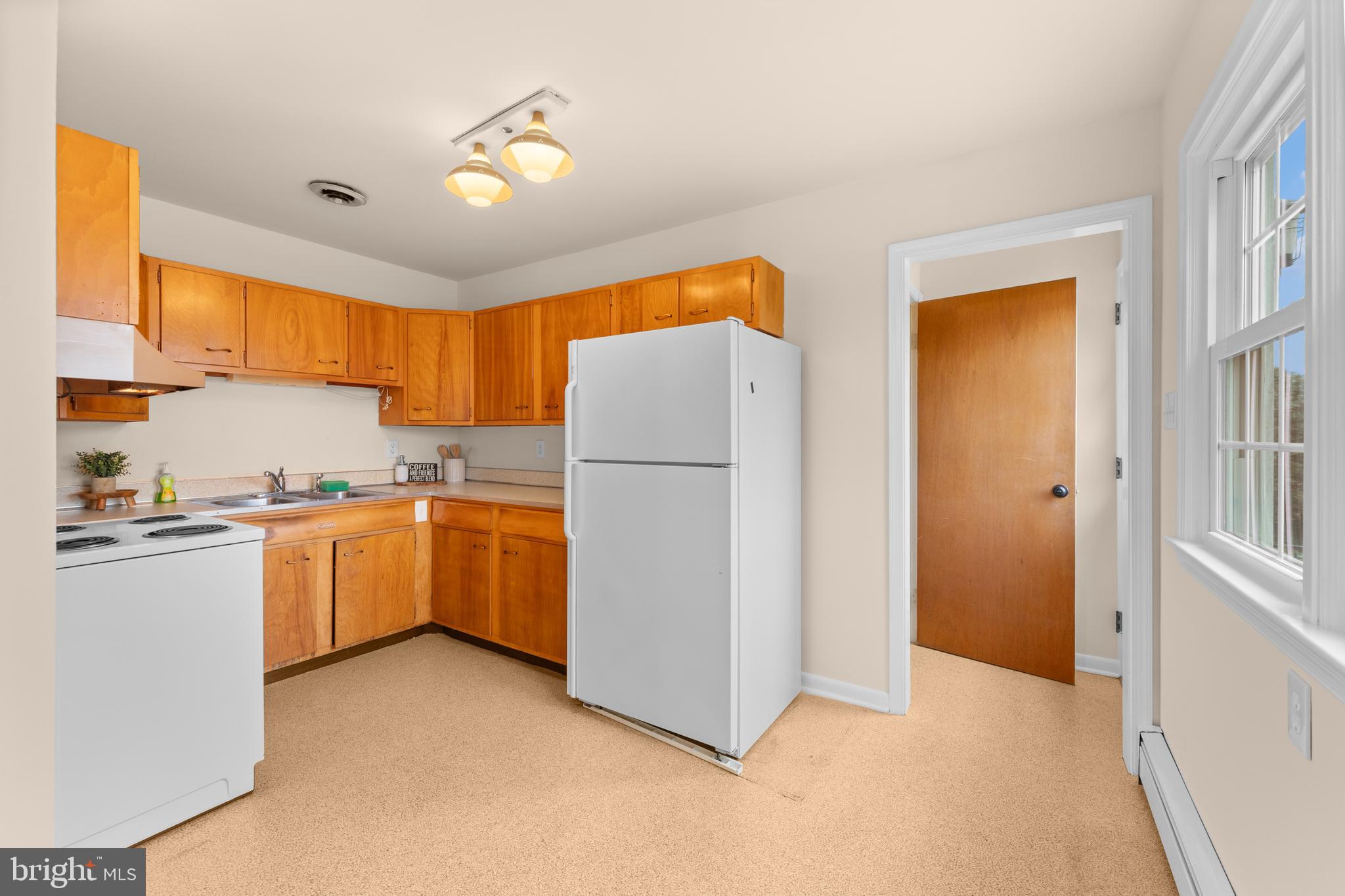 CRESTVIEW ESTATE - Residential