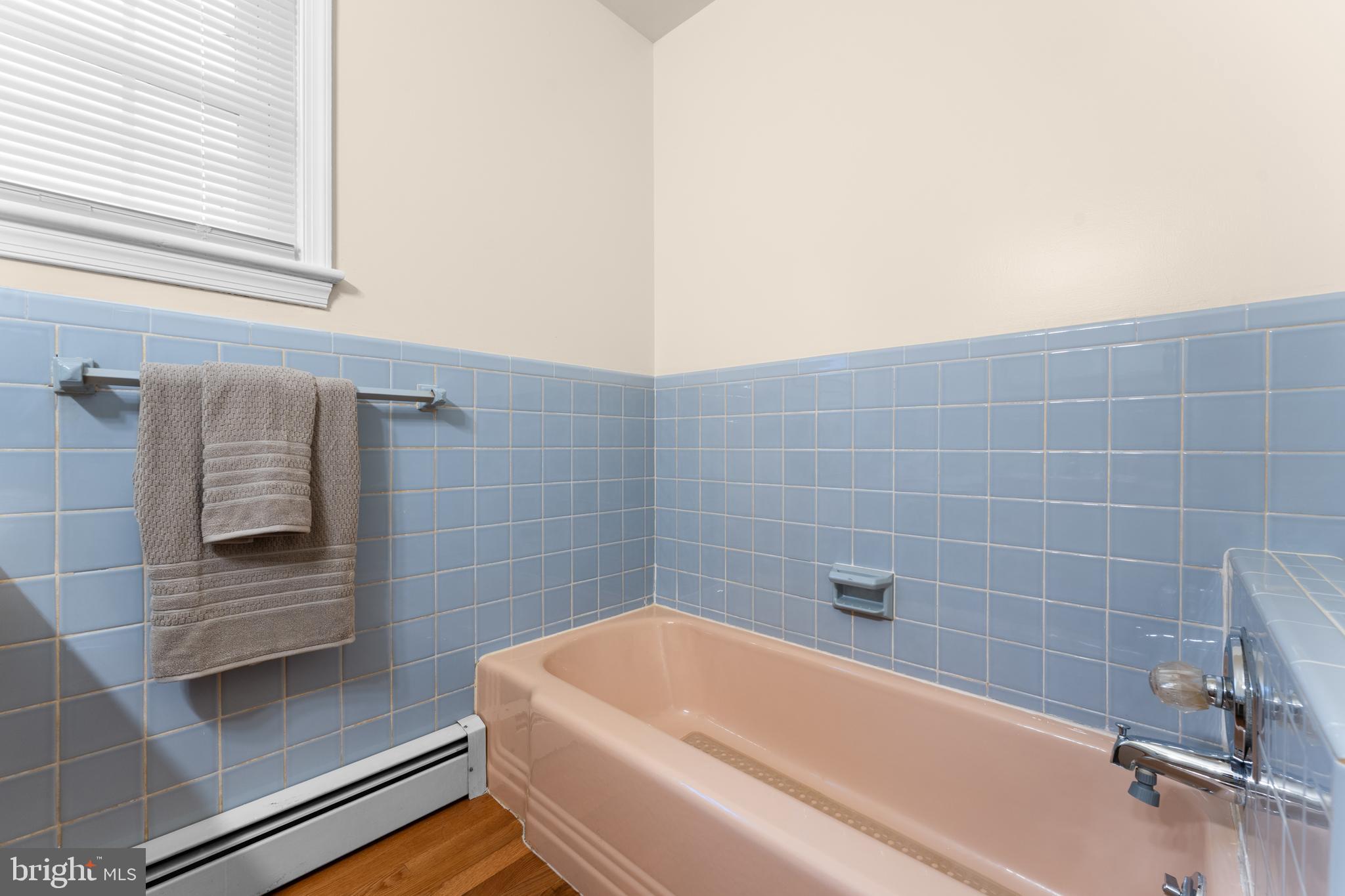 CRESTVIEW ESTATE - Residential