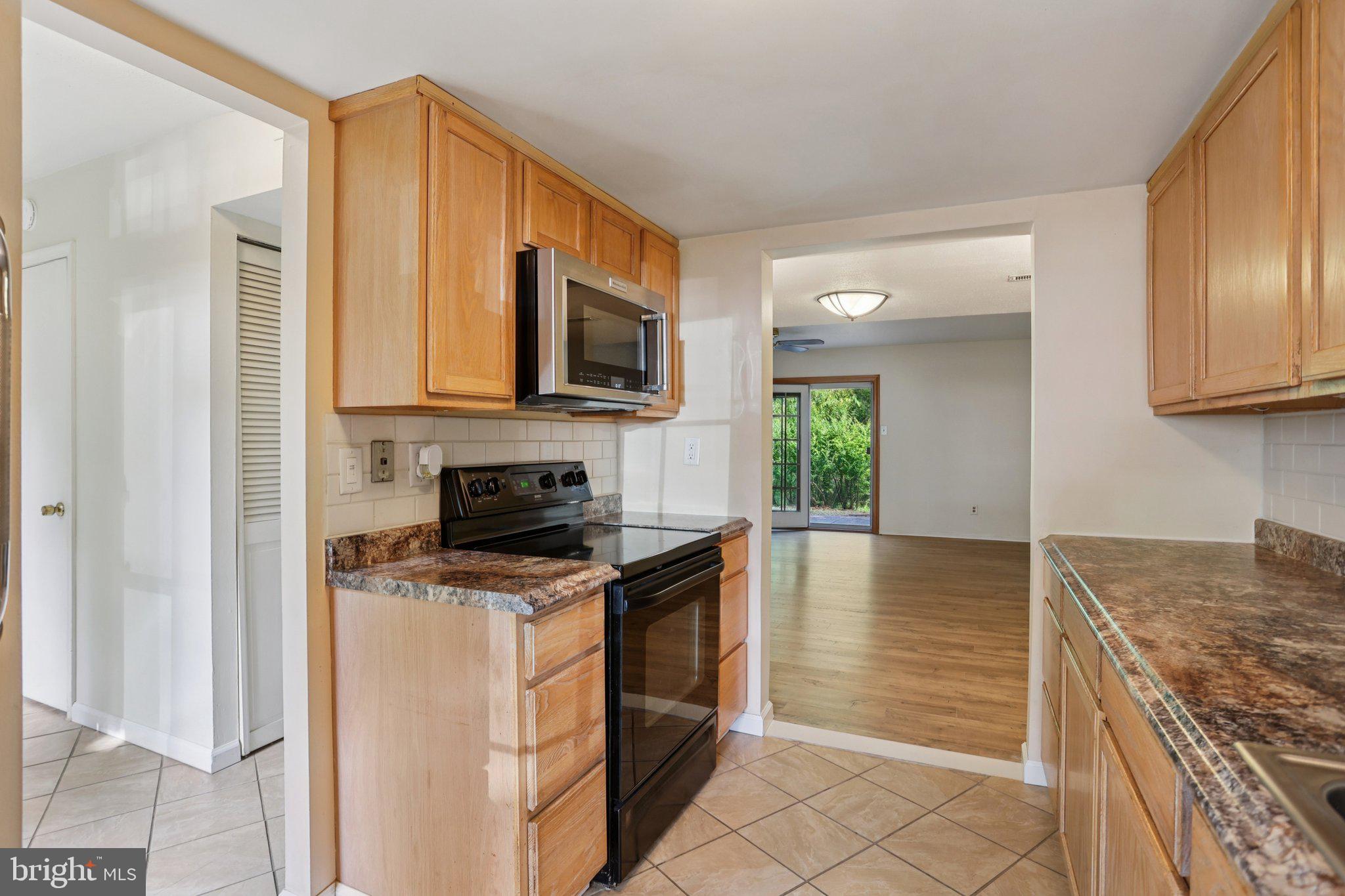 CHATHAM VIL OF TOW - Residential