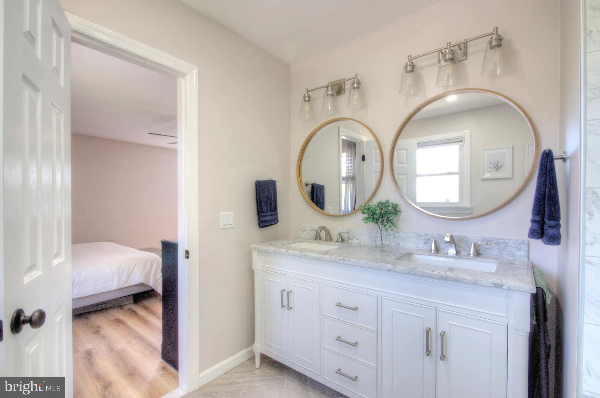 Vineland, New Jersey 08361, United States, 5 Bedrooms Bedrooms, ,3 BathroomsBathrooms,Residential,Active,108183