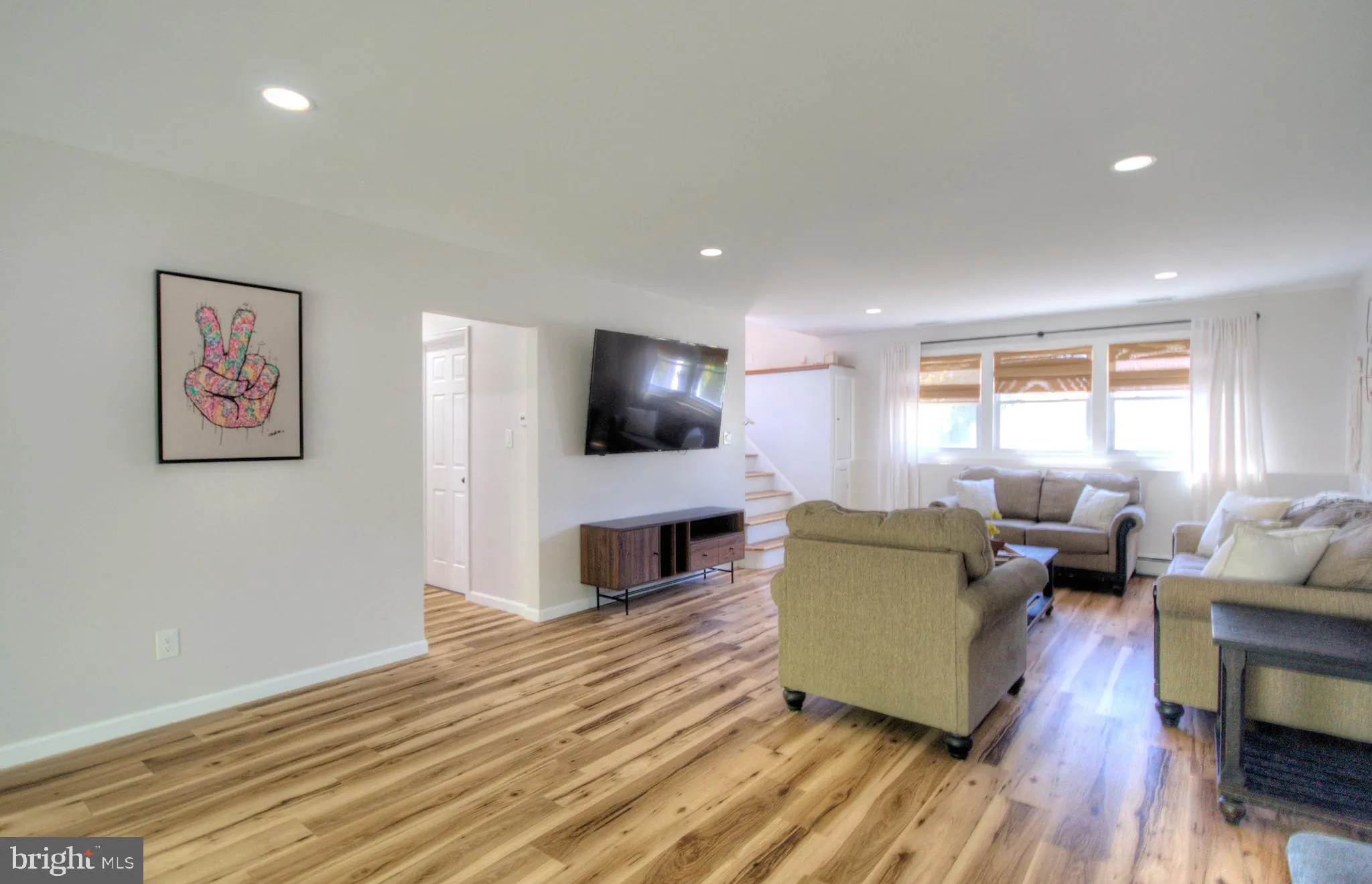 Vineland, New Jersey 08361, United States, 5 Bedrooms Bedrooms, ,3 BathroomsBathrooms,Residential,Active,108183