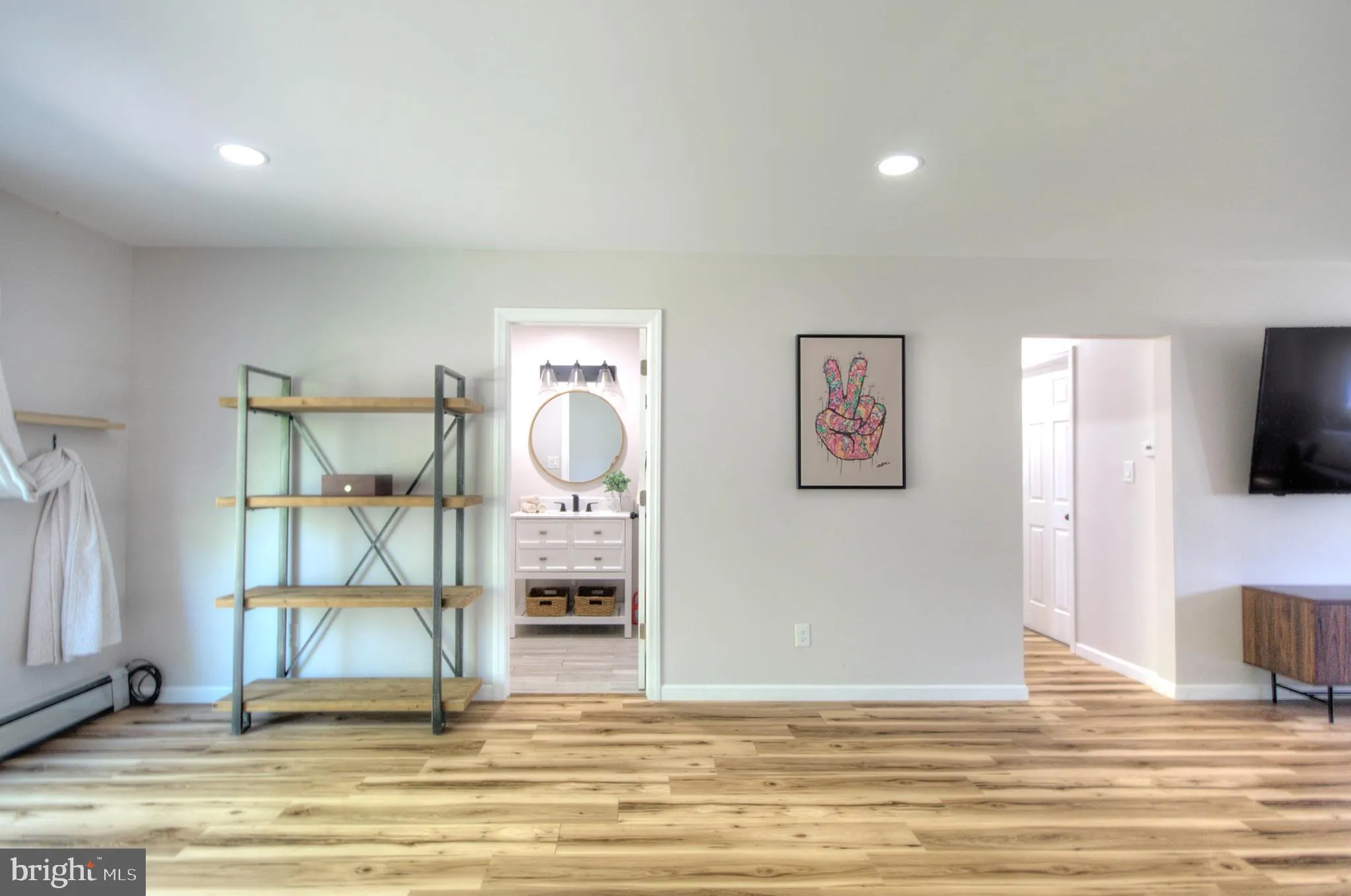 Vineland, New Jersey 08361, United States, 5 Bedrooms Bedrooms, ,3 BathroomsBathrooms,Residential,Active,108183