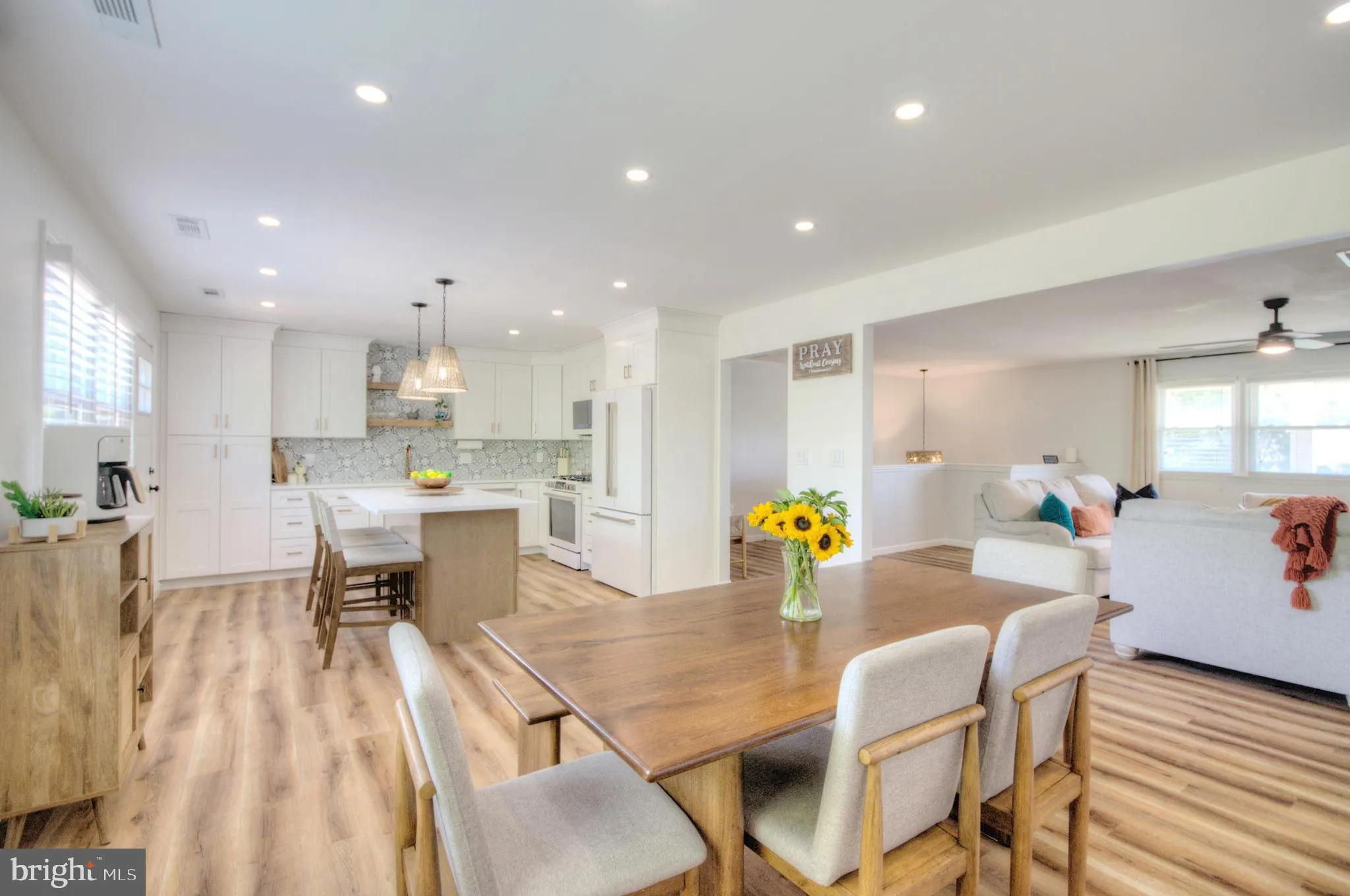 Vineland, New Jersey 08361, United States, 5 Bedrooms Bedrooms, ,3 BathroomsBathrooms,Residential,Active,108183