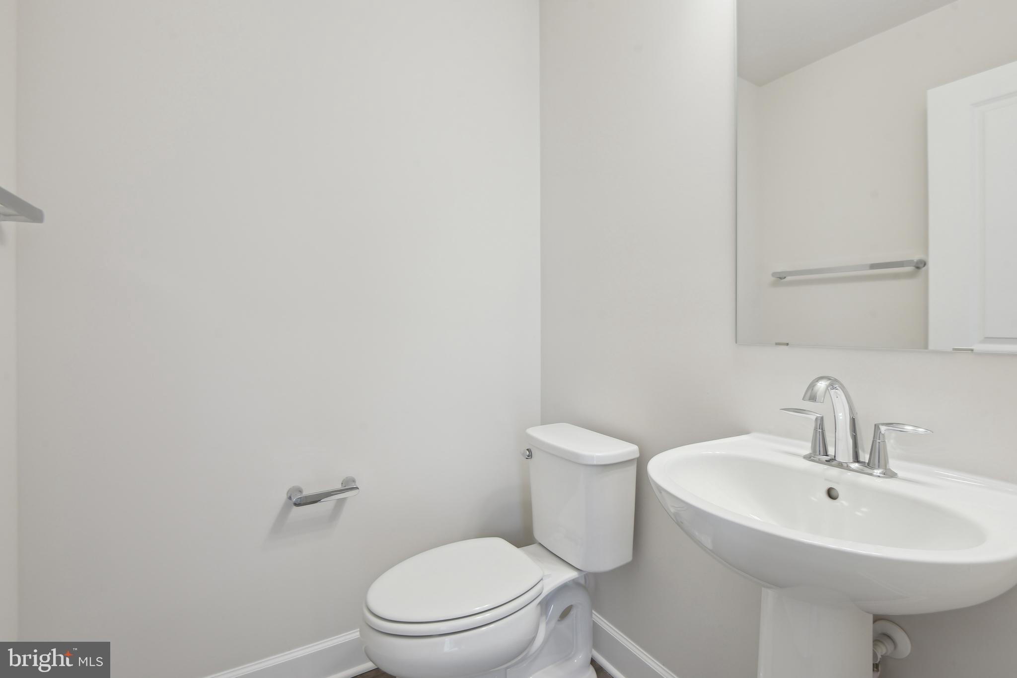 GATEWAY WEST - Residential Lease