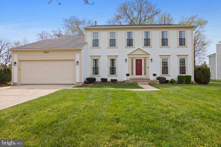 Beautiful Colonial in White Oak Manor. 3000+ sf over 3 finished levels with a walkout basement. The first floor is flooded with natural light, has a seperate dining room, and living room that opens out to  large back deck . The Second level features an owners suite with jacczzi tub, 4 large bedrooms and a full bathroom. The basement is fully finished with a rec room, full bedroom, full bathroom, fitness area and laundry room. The huge fenced in backyard is perfect for outside activities, pets, gardening, and much more! This won't last!