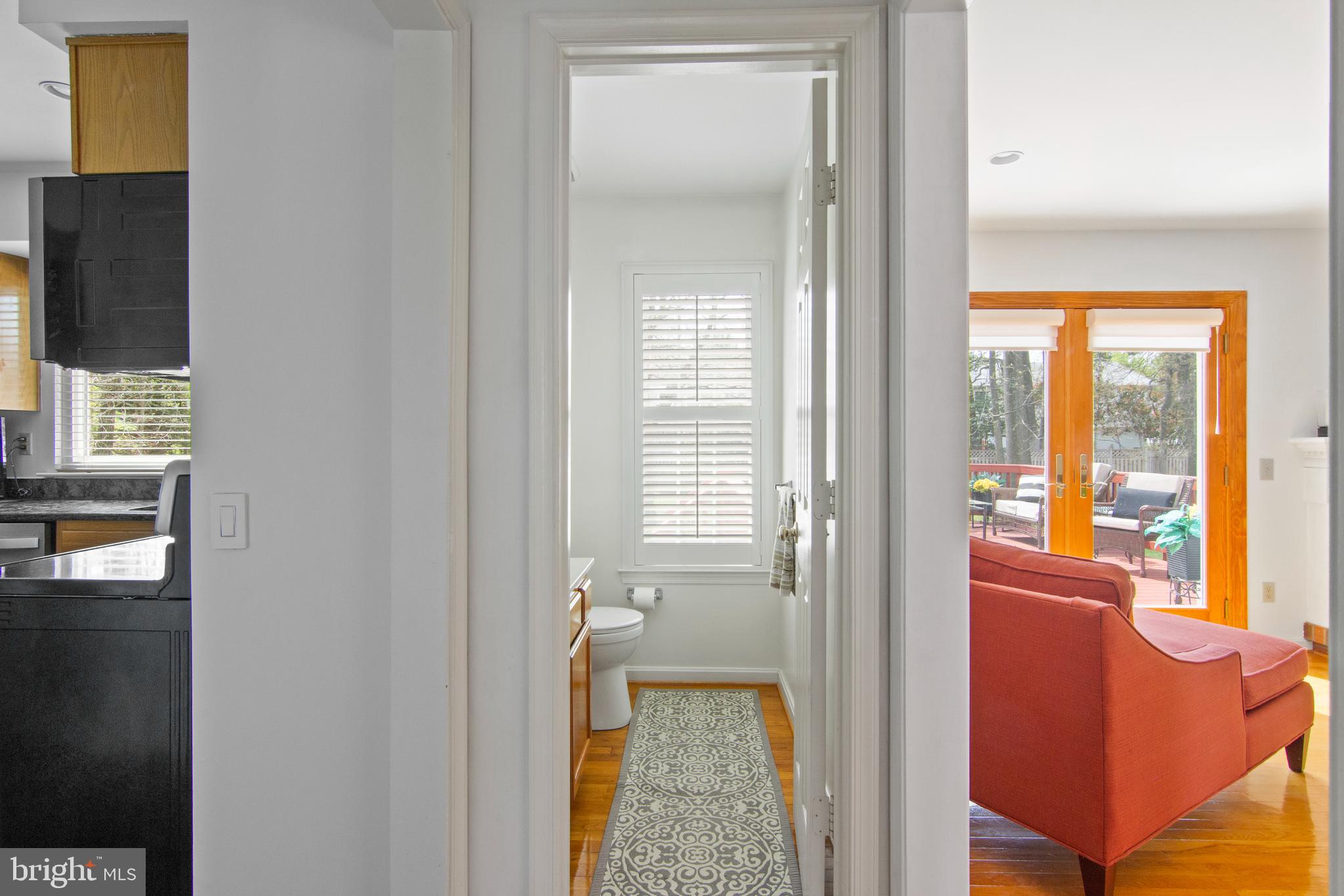 WHITE OAK MANOR - Residential