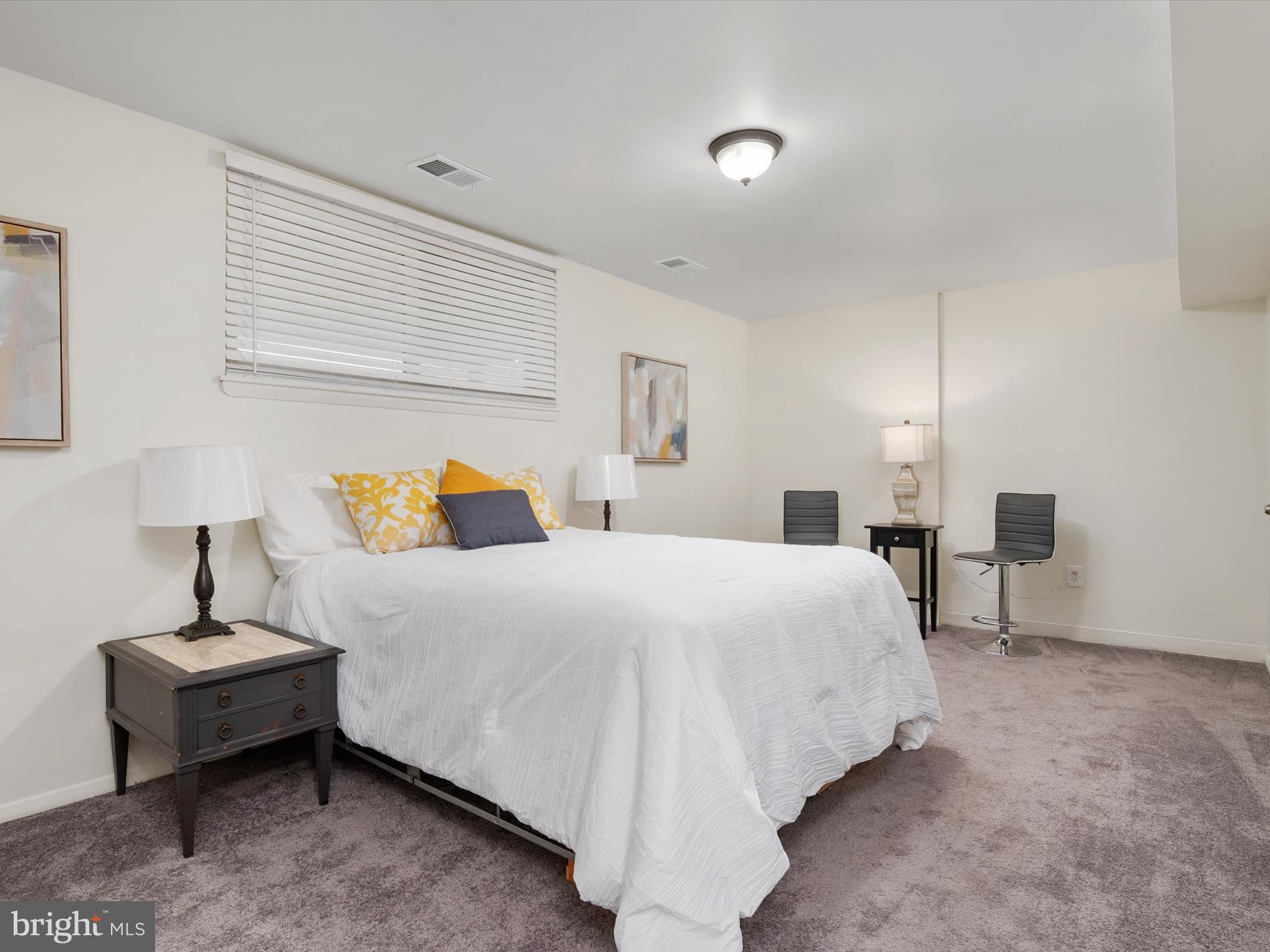 ELIZABETHS LANDING - Residential