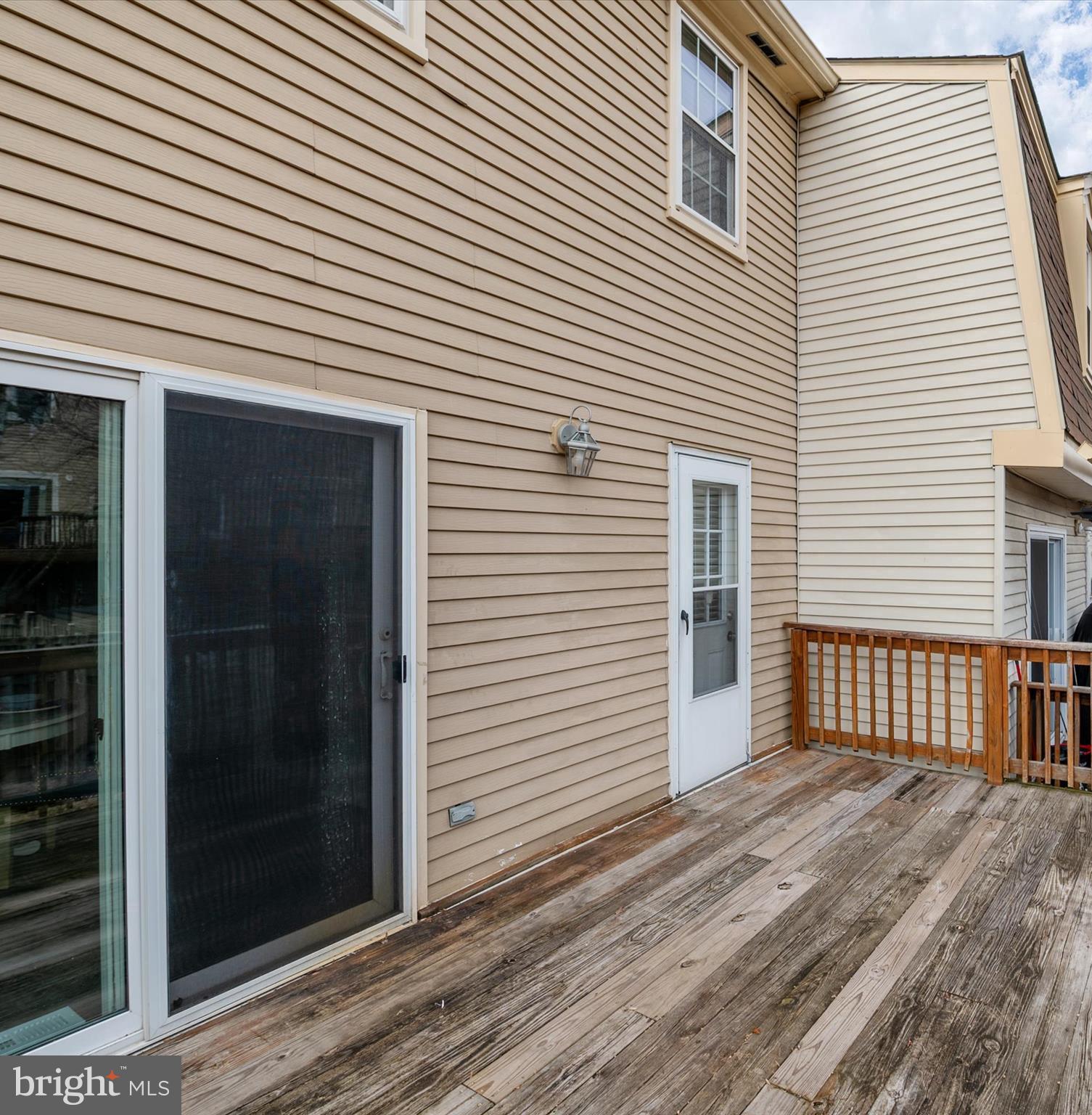 ELIZABETHS LANDING - Residential