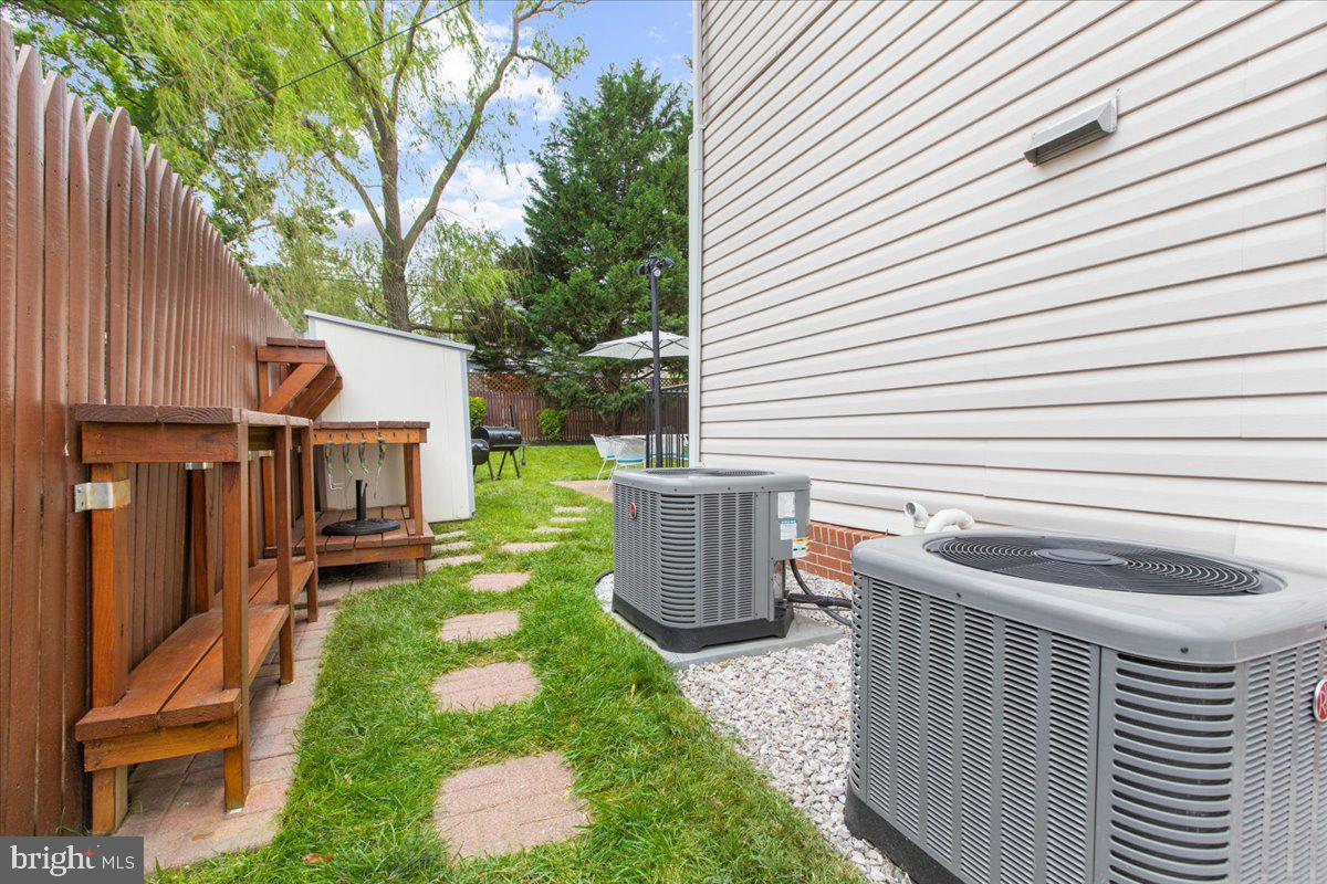 HANLON - Residential