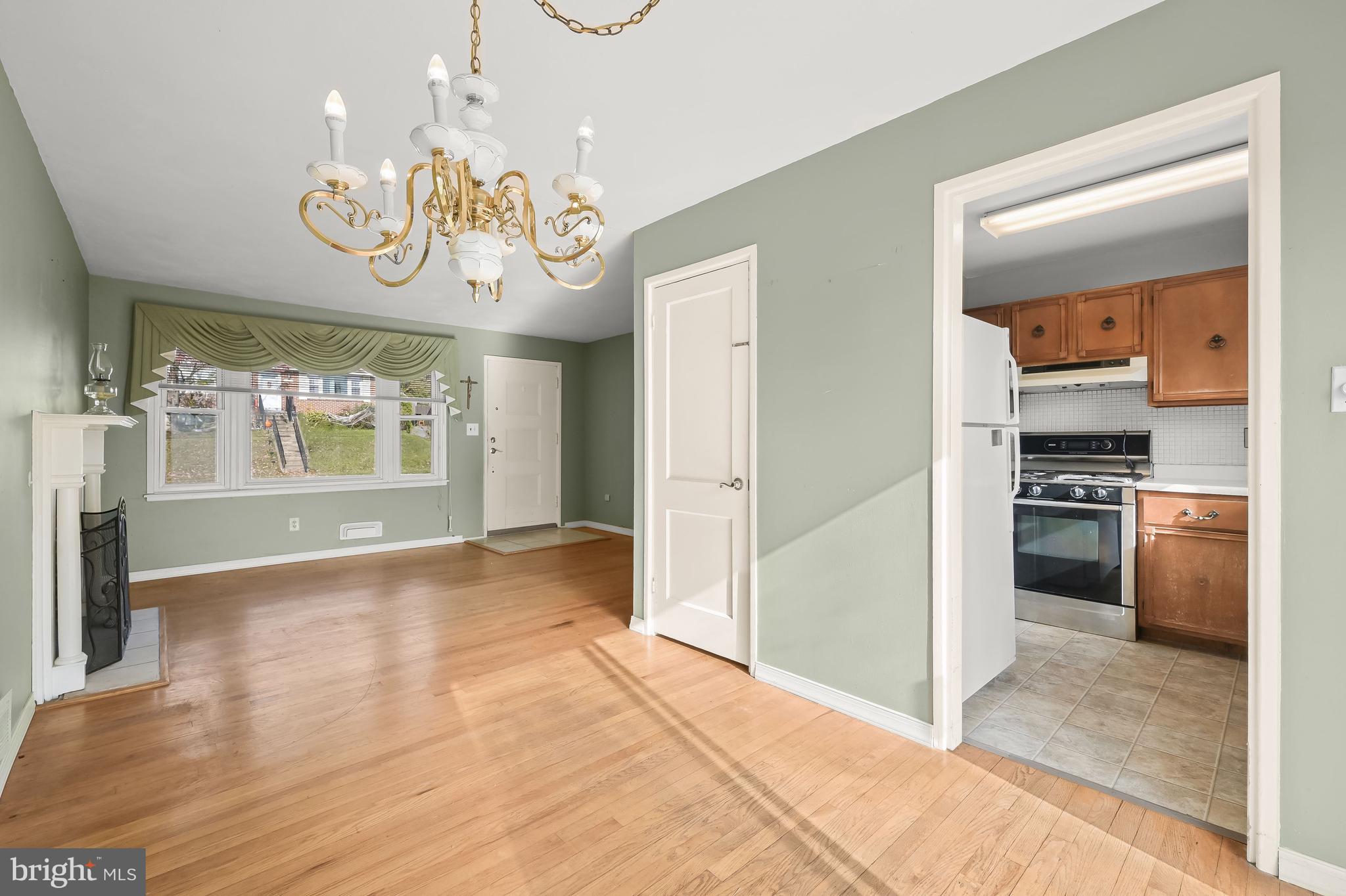 OAK SPRINGS - Residential