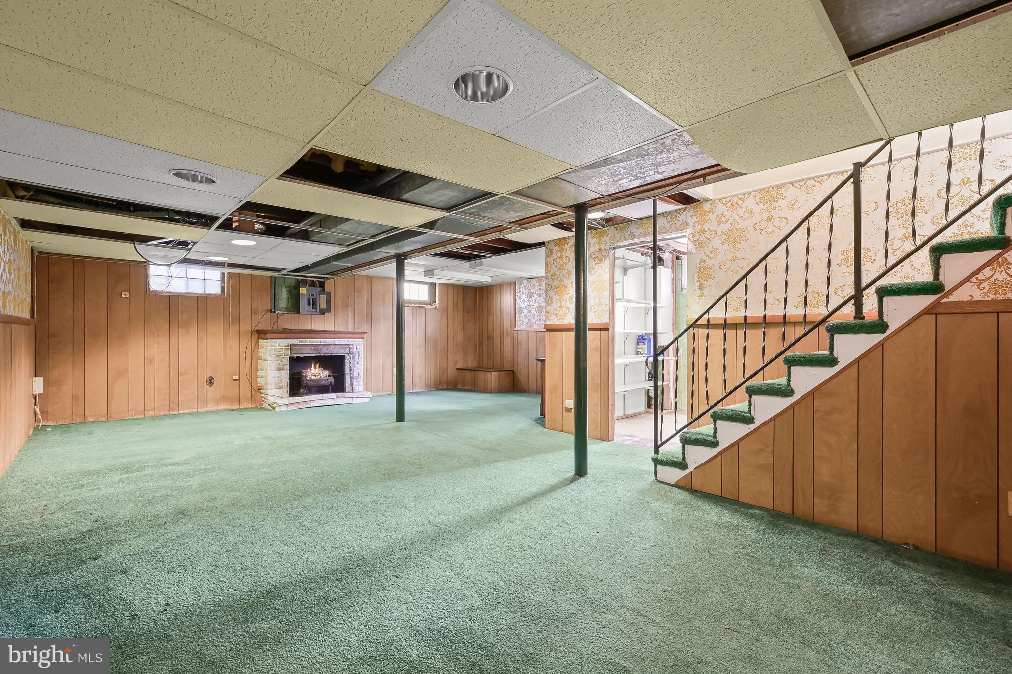 OAK SPRINGS - Residential