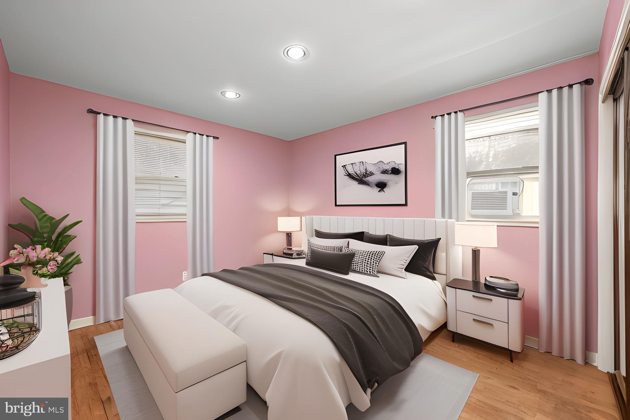 OAK SPRINGS - Residential