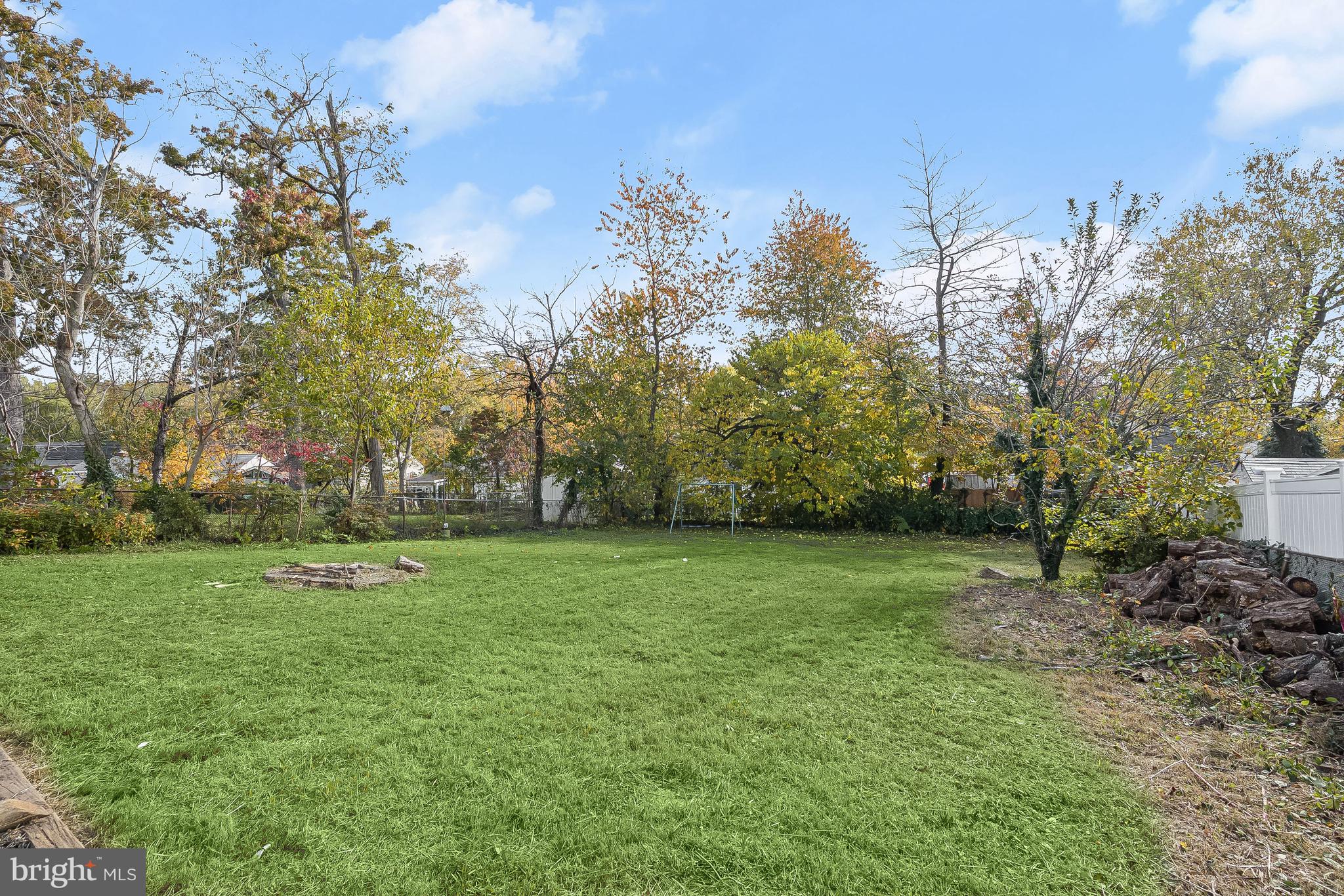 OAK SPRINGS - Residential