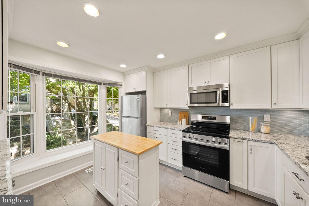 Photo of 35 Fendall Avenue, ALEXANDRIA, VA 22304 (MLS # VAAX2067346)