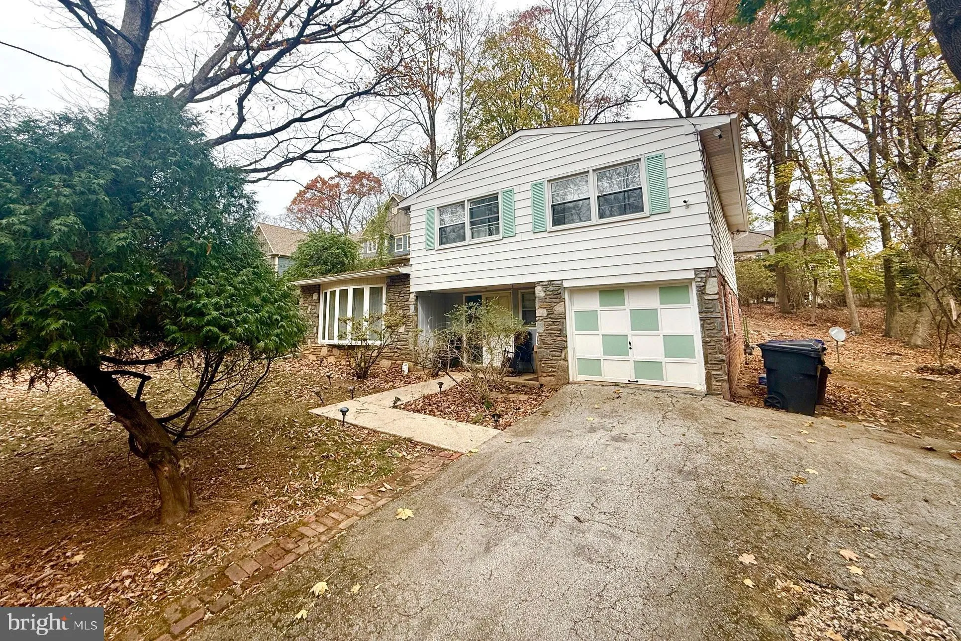 Berwyn, Pennsylvania 19312, United States, 3 Bedrooms Bedrooms, ,3 BathroomsBathrooms,Residential,Active,31162