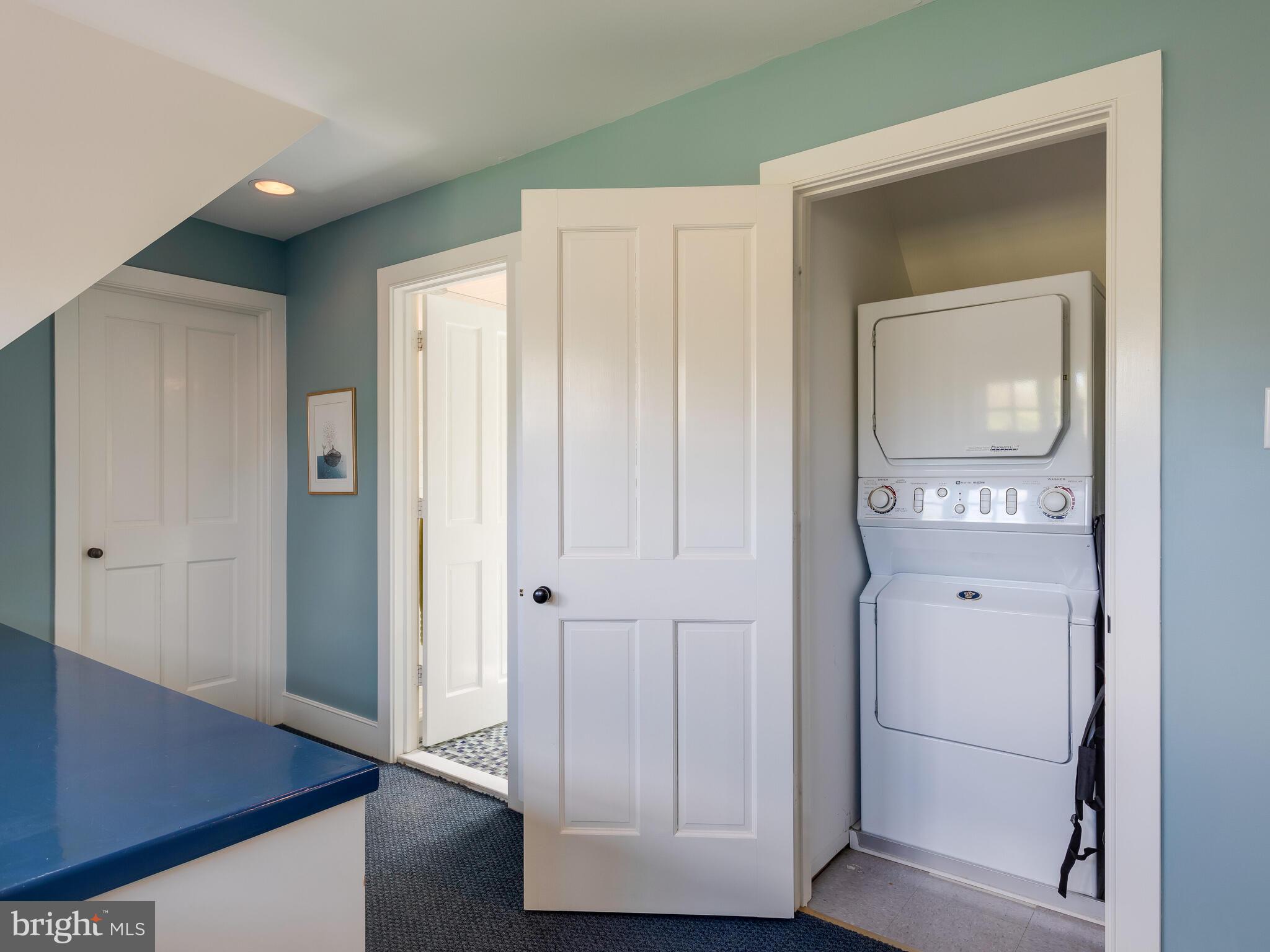 RADNOR HUNT - Residential