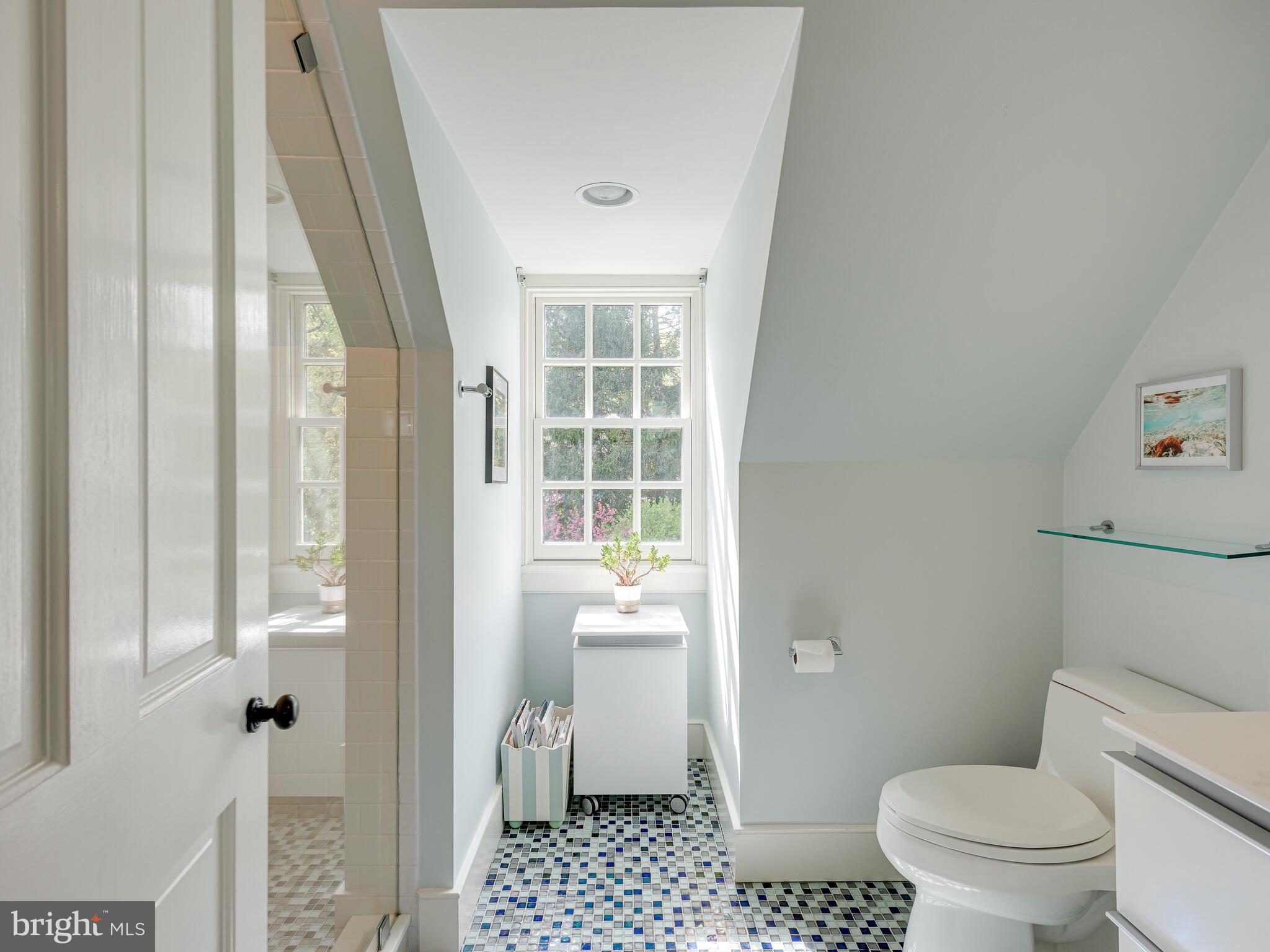 RADNOR HUNT - Residential