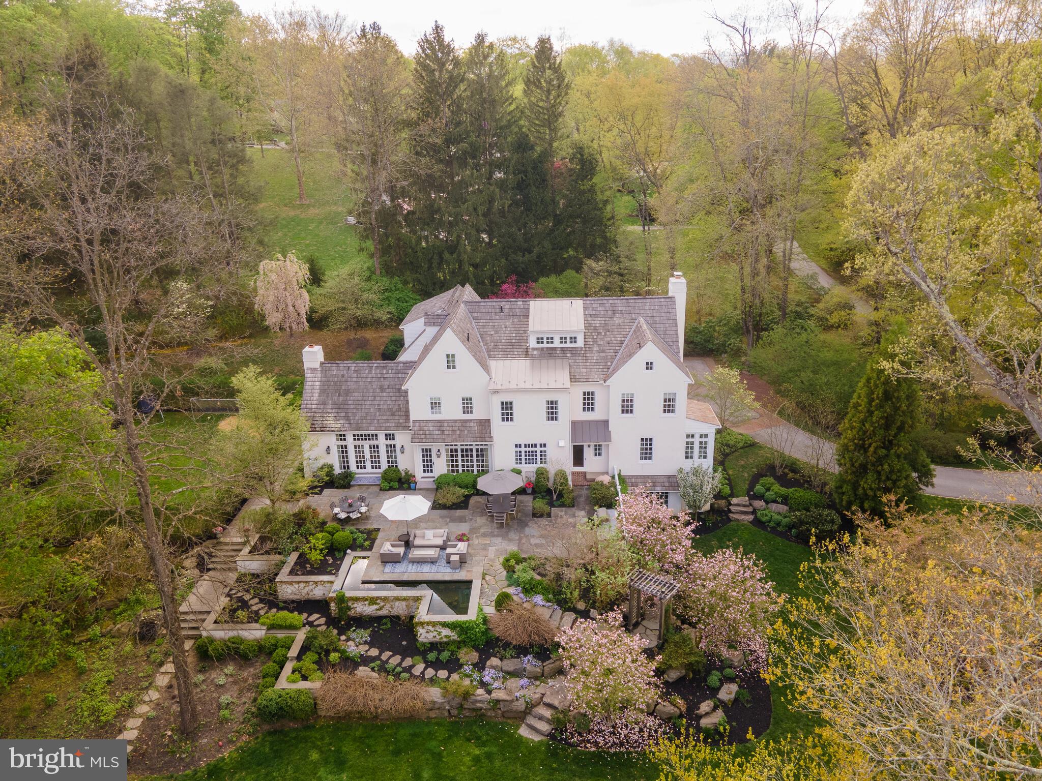 RADNOR HUNT - Residential