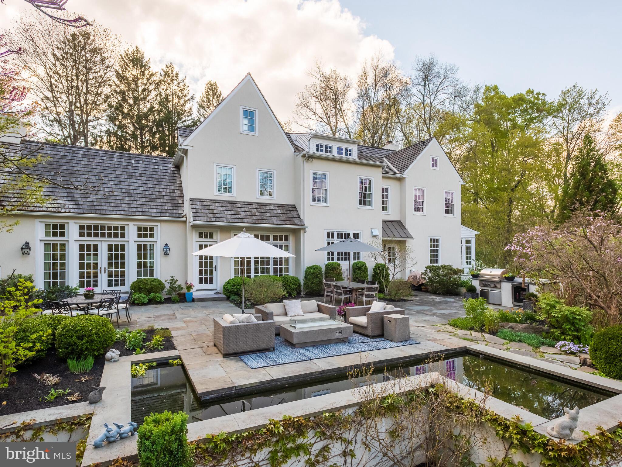 RADNOR HUNT - Residential