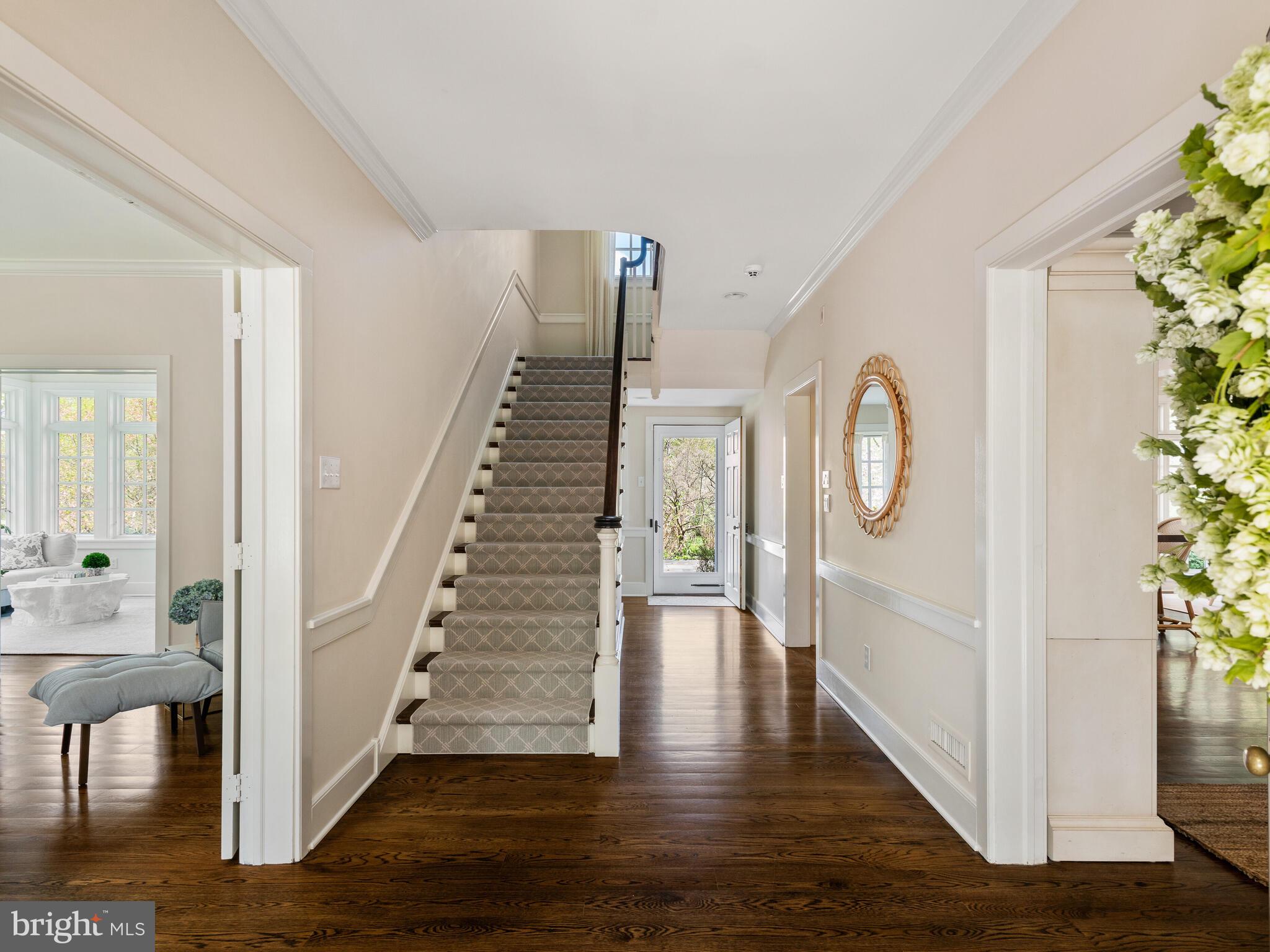 RADNOR HUNT - Residential