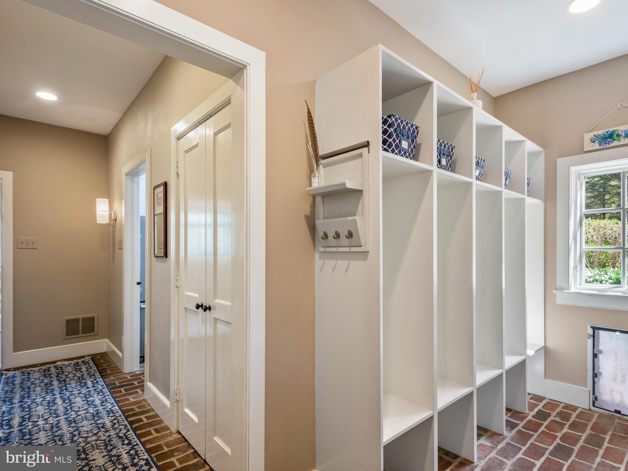 RADNOR HUNT - Residential