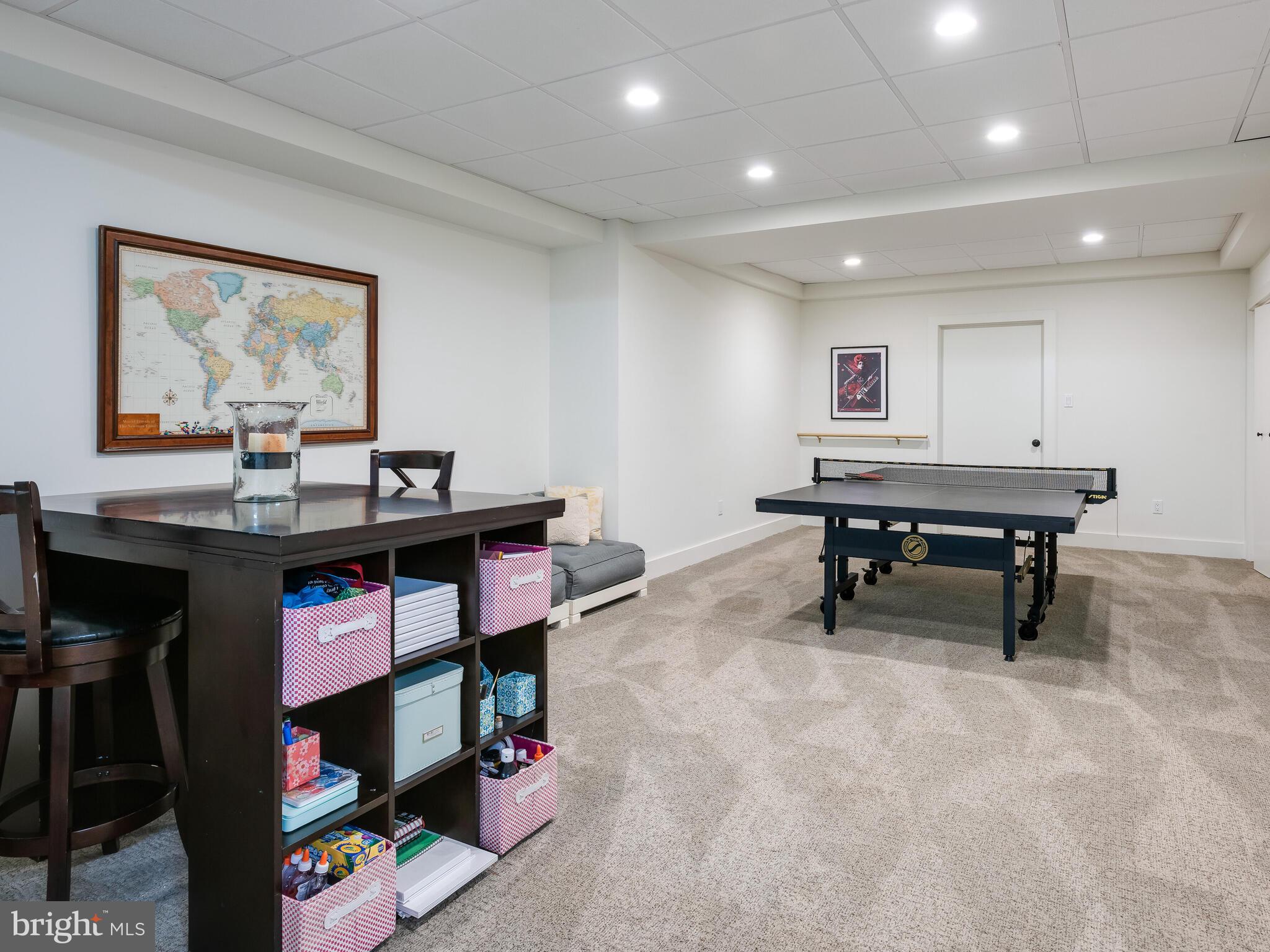 RADNOR HUNT - Residential