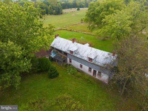 308 AMNESTY LANE SHEPHERDSTOWN WV 25443