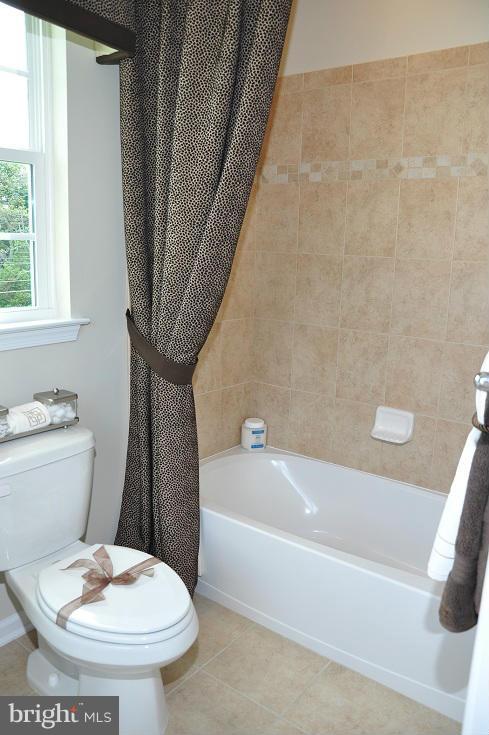 HOWARD SQUARE - Residential