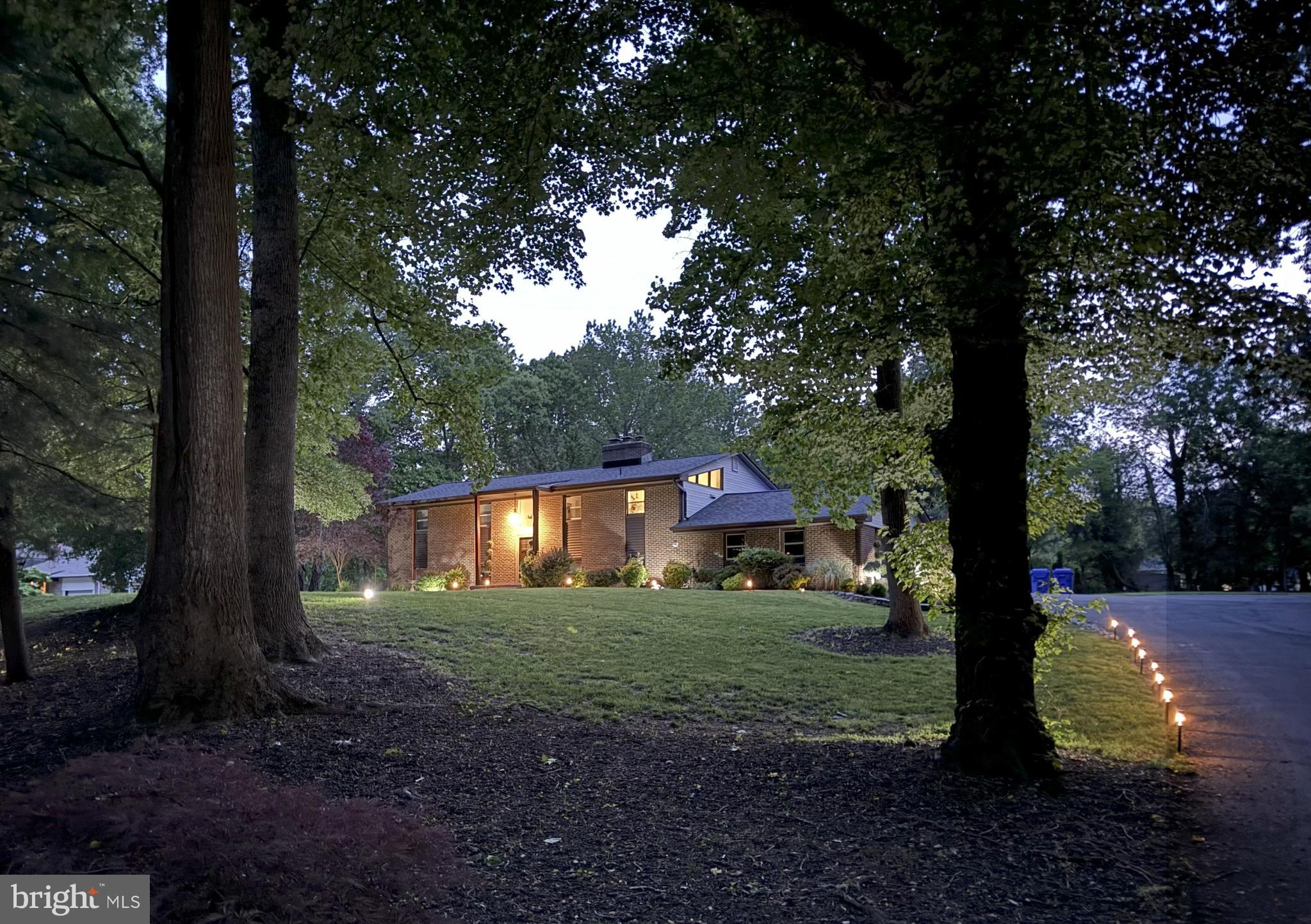4065 LEE LANE