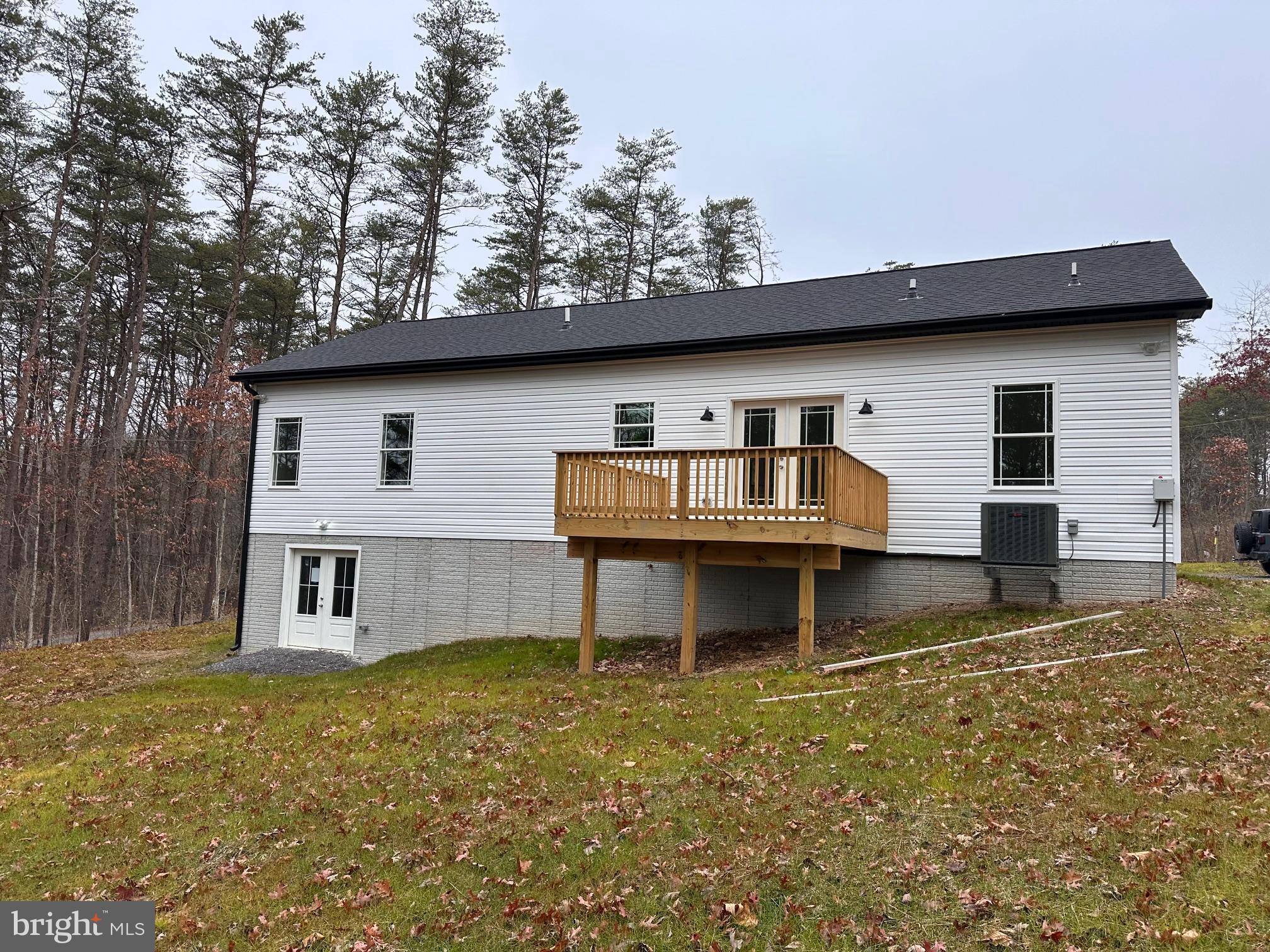SLEEPY CREEK FOREST - Residential