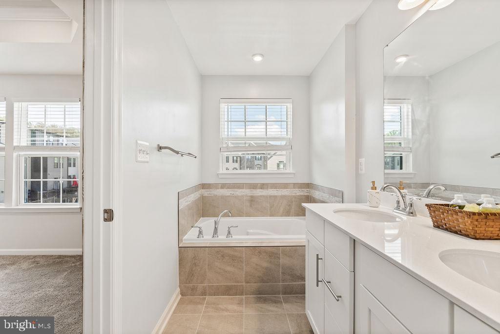 FREDERICKSBURG CITY - Residential