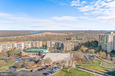 Condo For Sale - 19365 Cypress Ridge Terrace #1115<br/> LEESBURG, VA 20176