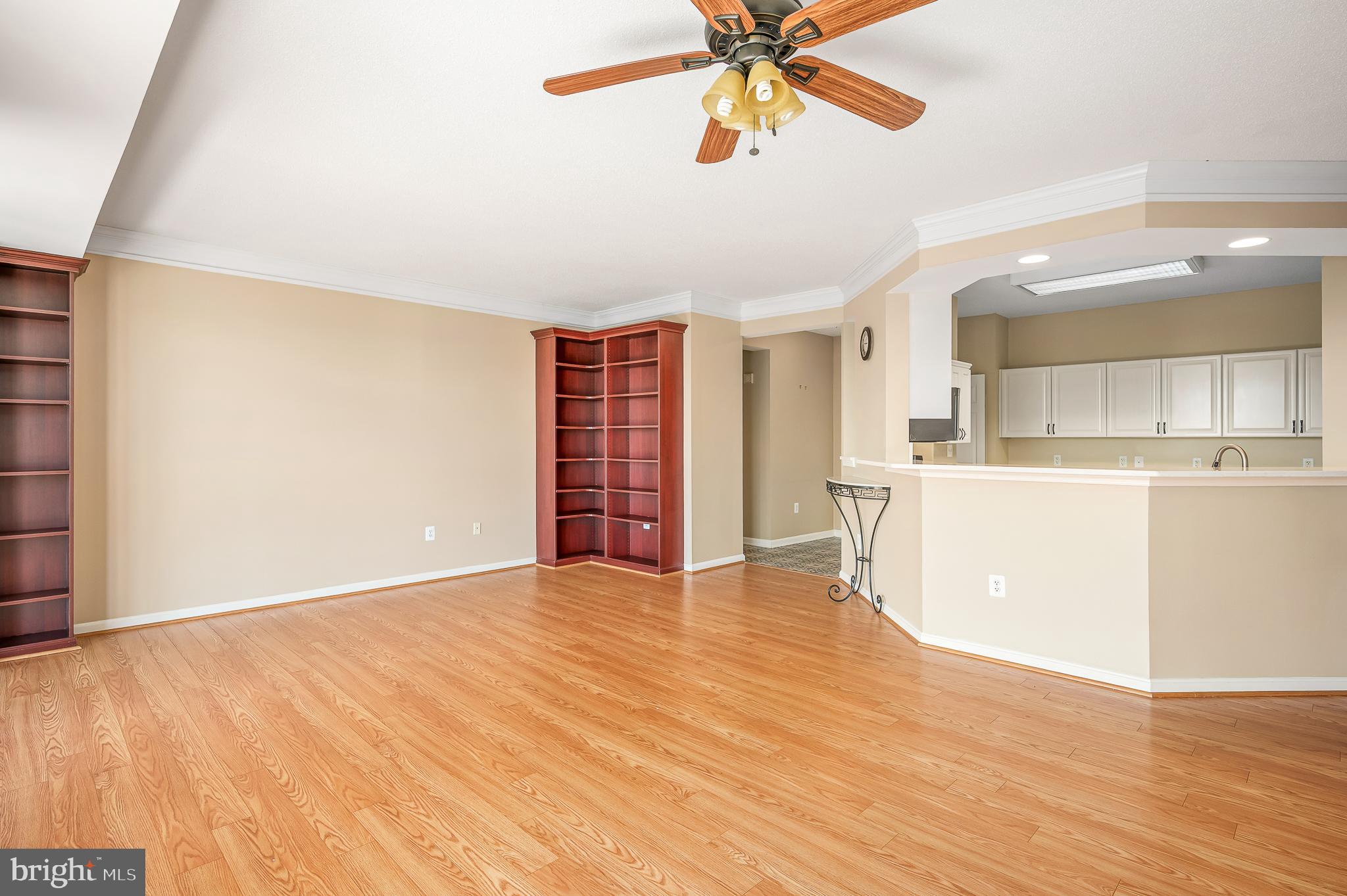 LANSDOWNE WOODS - Residential