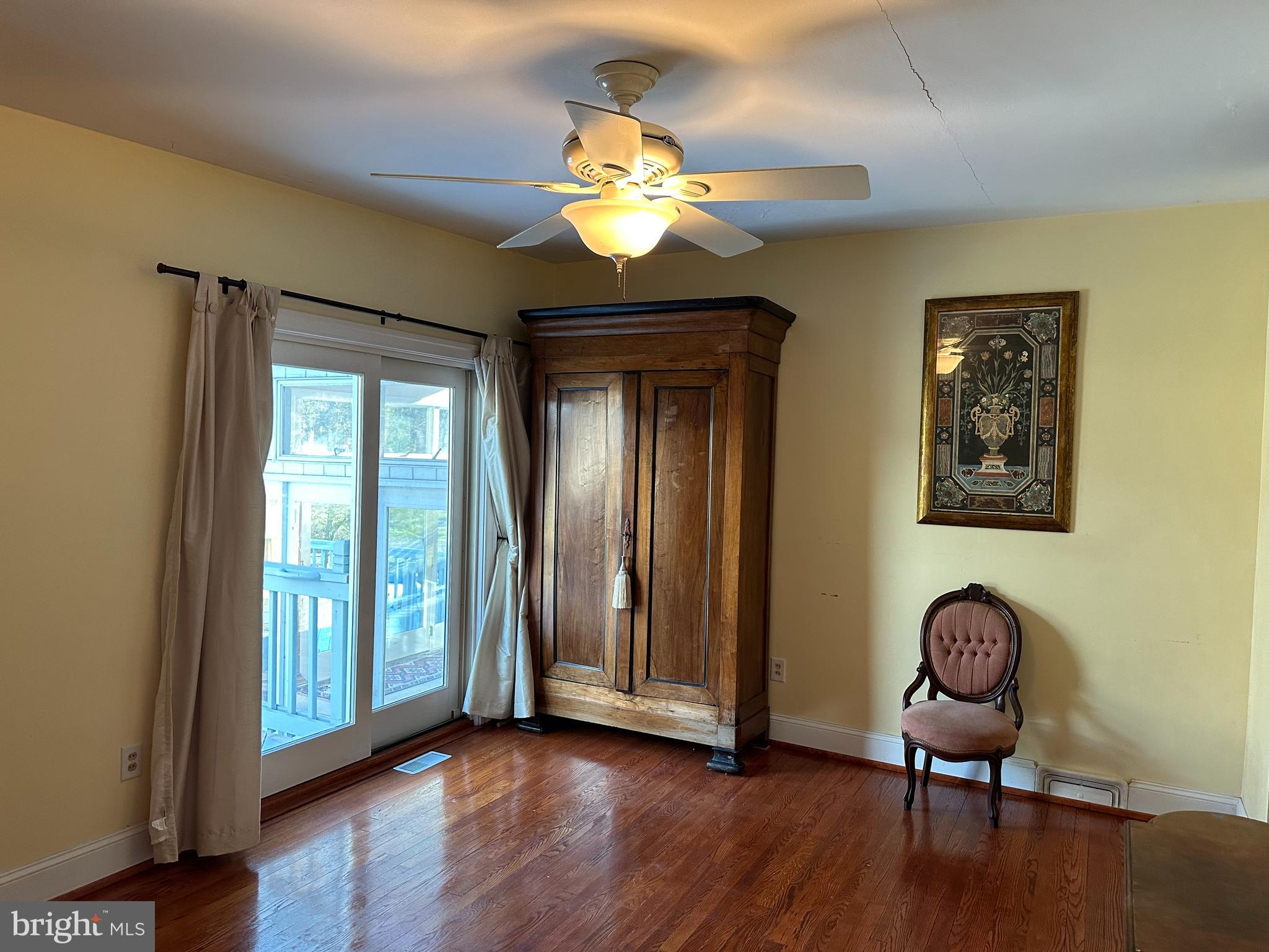 BELMONT - Residential