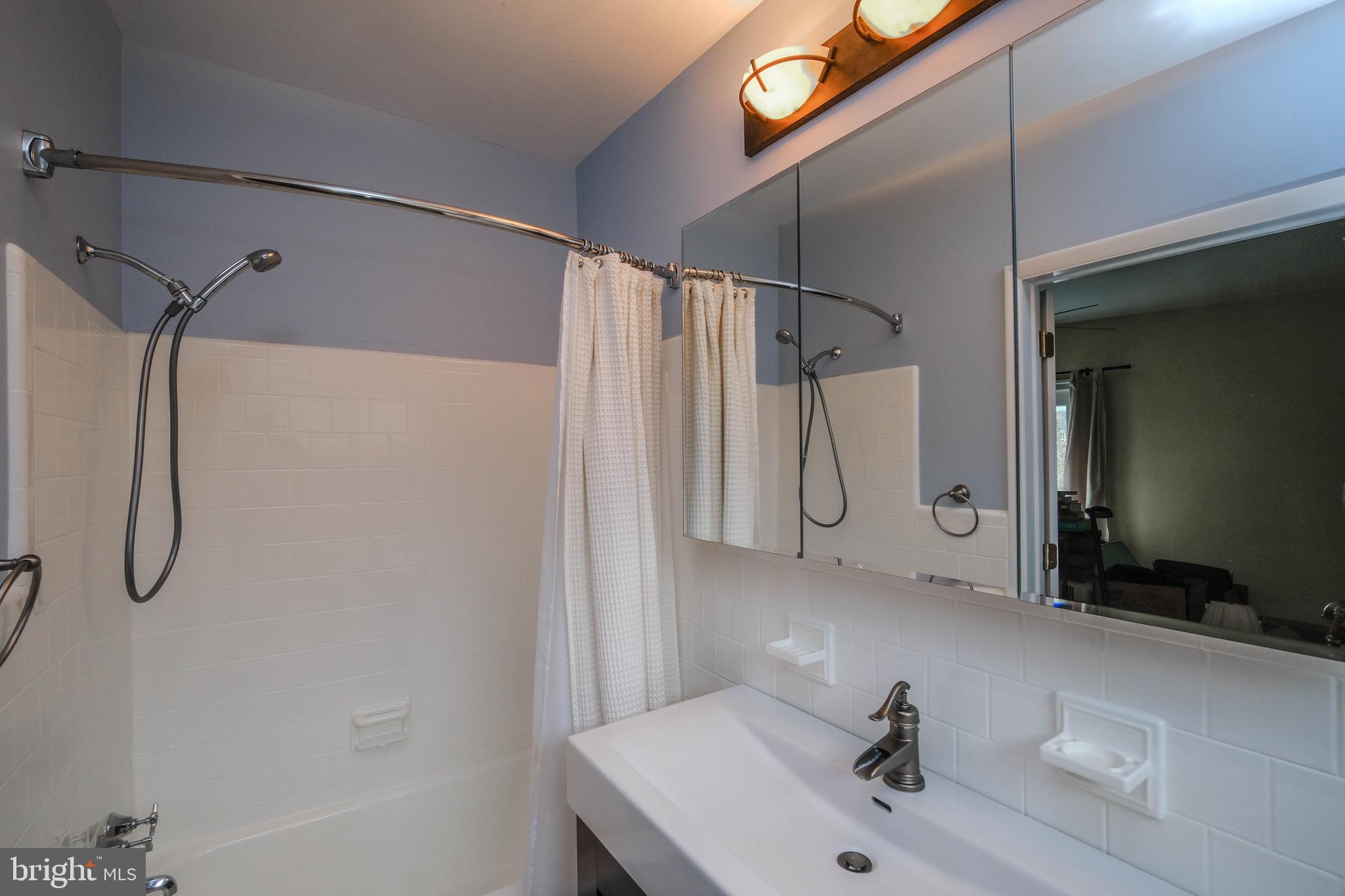 BELMONT - Residential