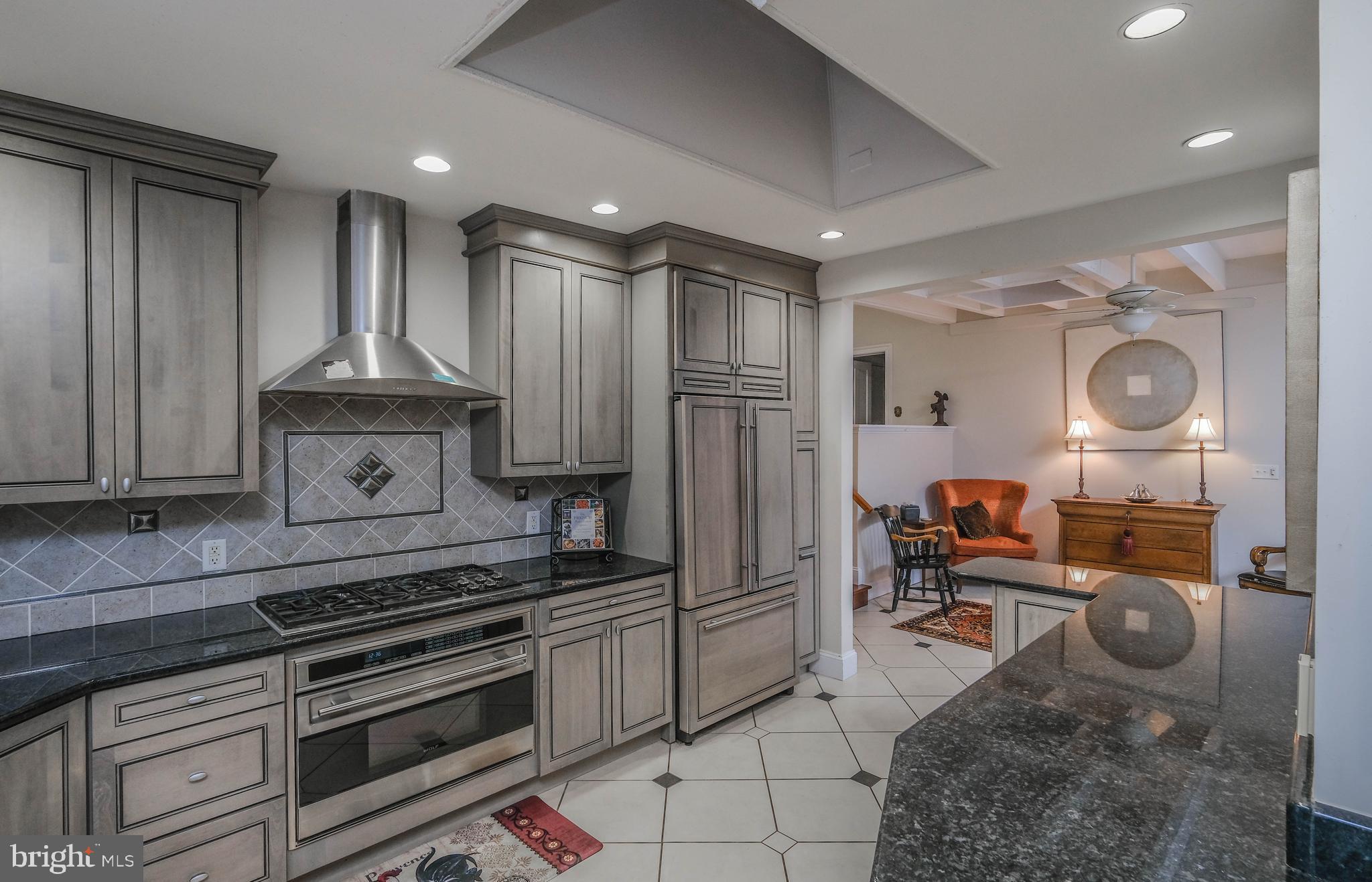 BELMONT - Residential