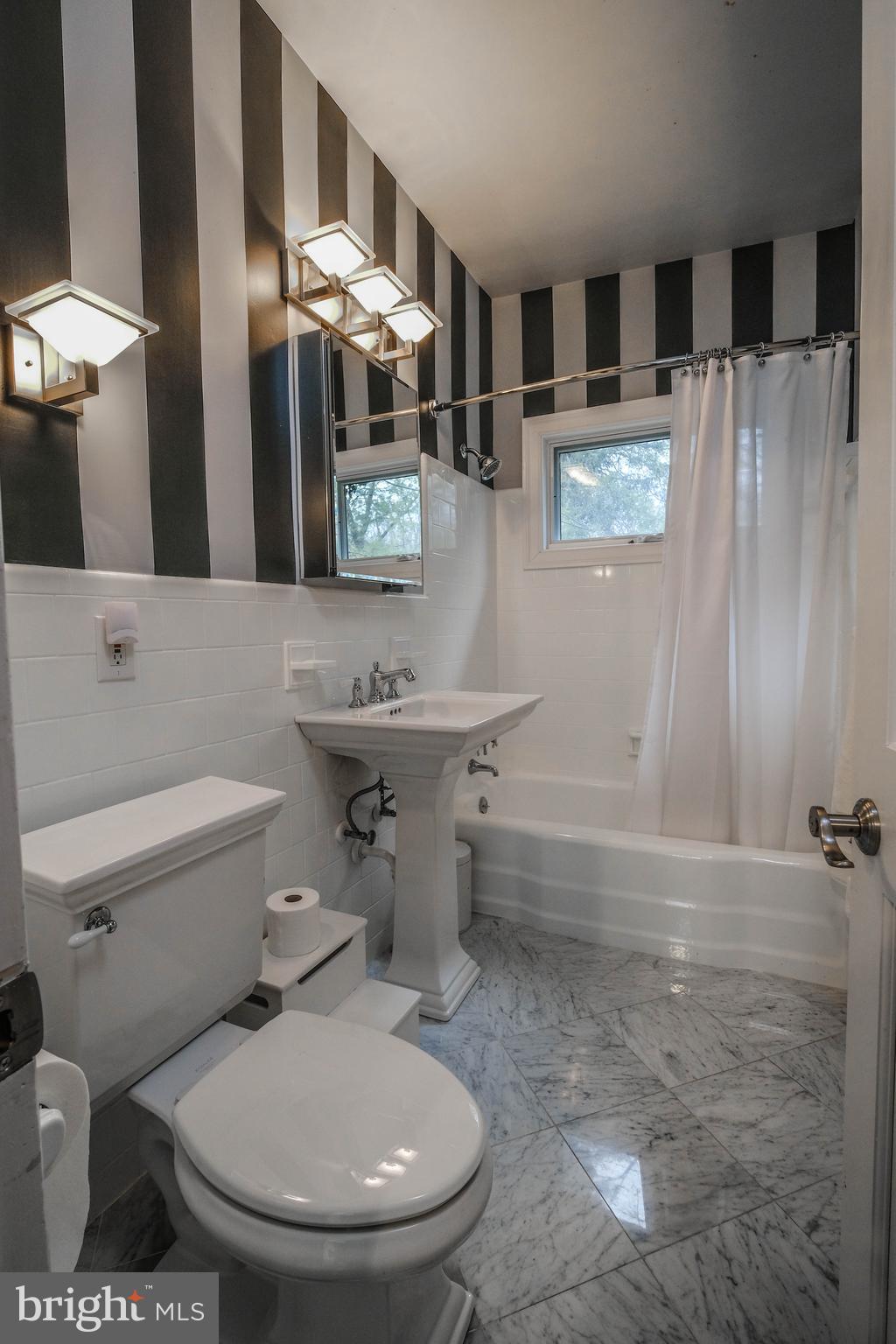 BELMONT - Residential