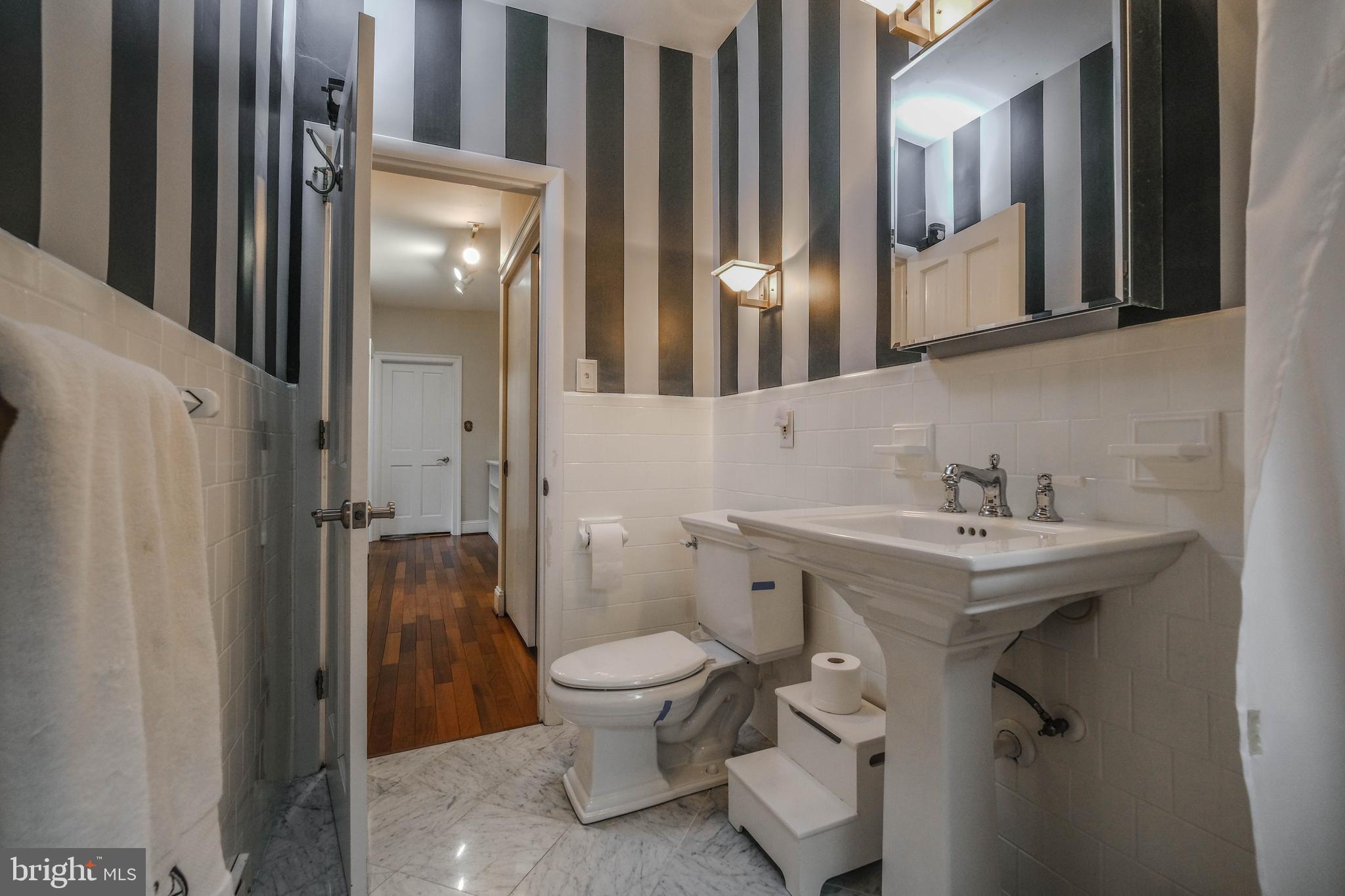 BELMONT - Residential